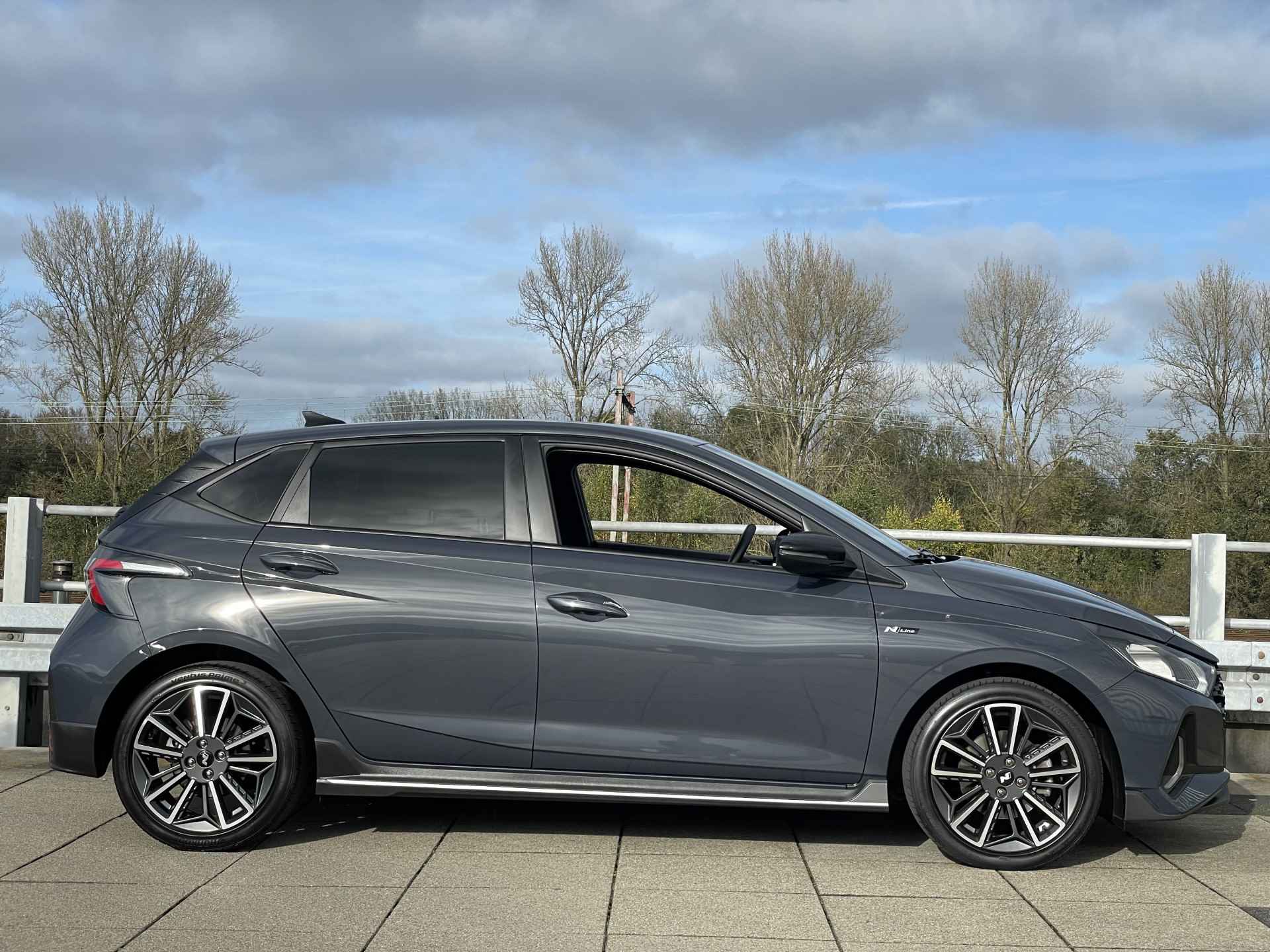 Hyundai i20 1.0 T-GDI N Line | Sportief Exterieur + Interieur | Navigatiesysteem | Lichtmetalen velgen | Rijklaarprijs! | - 35/37