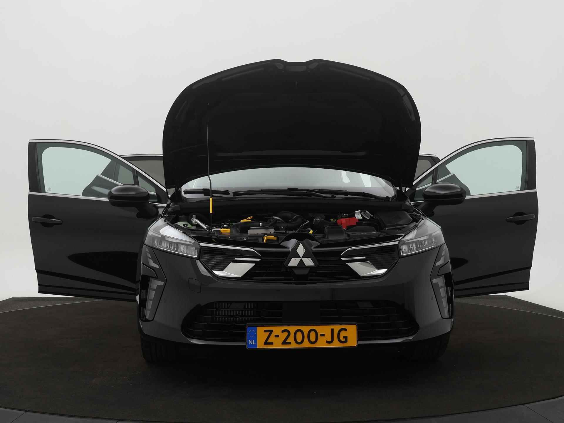 Mitsubishi Colt 1.0T MT First Edition | DEMO | 8 Jaar Garantie! | - 28/35