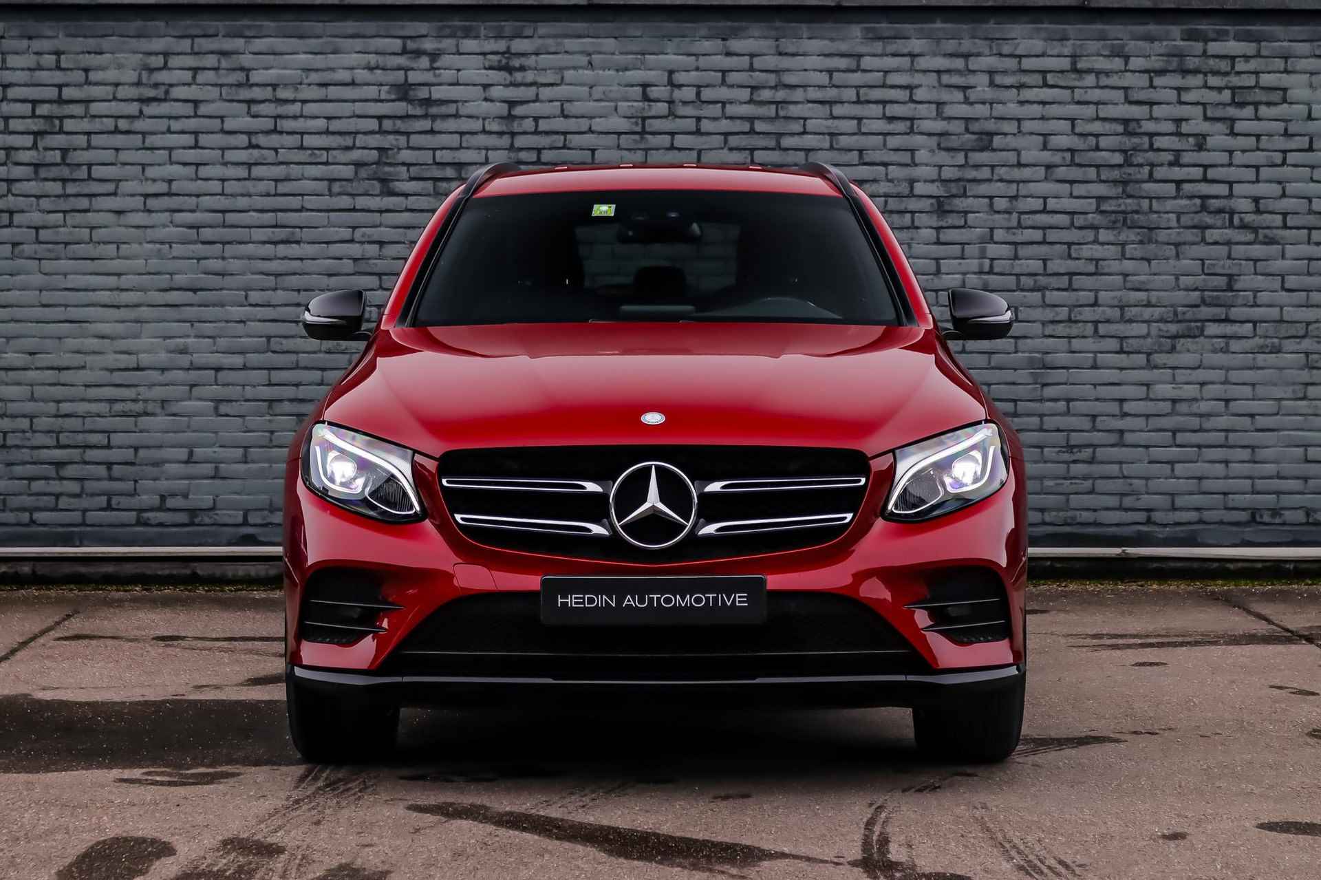 Mercedes-Benz GLC GLC 250 Automaat 4MATIC AMG Line | Designo | Nightpakket | Trekhaak | Sfeerverlichting | Parktronic | LED | Spiegelpakket | Navigatie | Zitcomfortpakket - 6/38