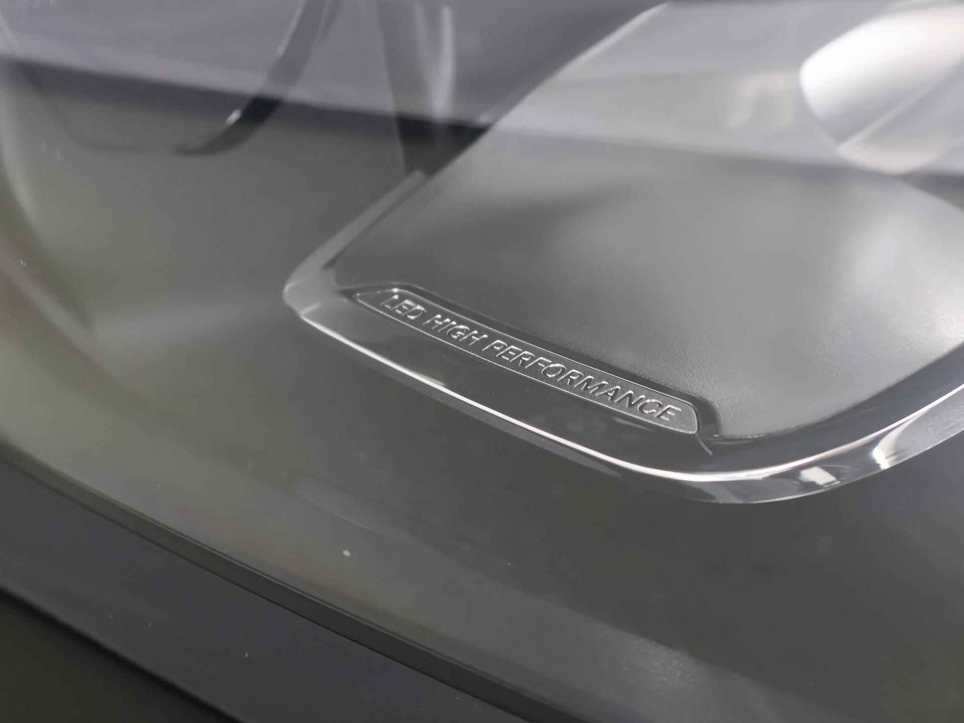 Mercedes-Benz B-klasse 250 e AMG Line | Panoramadak | Widescreen | Led koplampen | Sfeerverlichting | Carplay |4 - 43/45