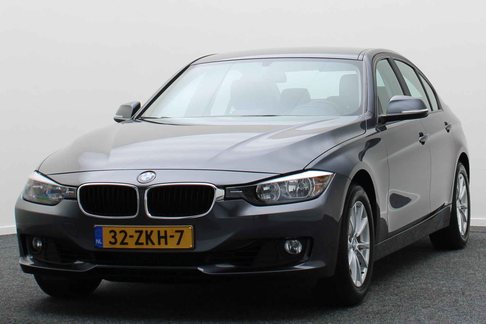 BMW 3-serie 320i Executive Climate, Cruise, Navigatie, Bluetooth, PDC, Elektr. Trekhaak, Sportstoelen - 21/39