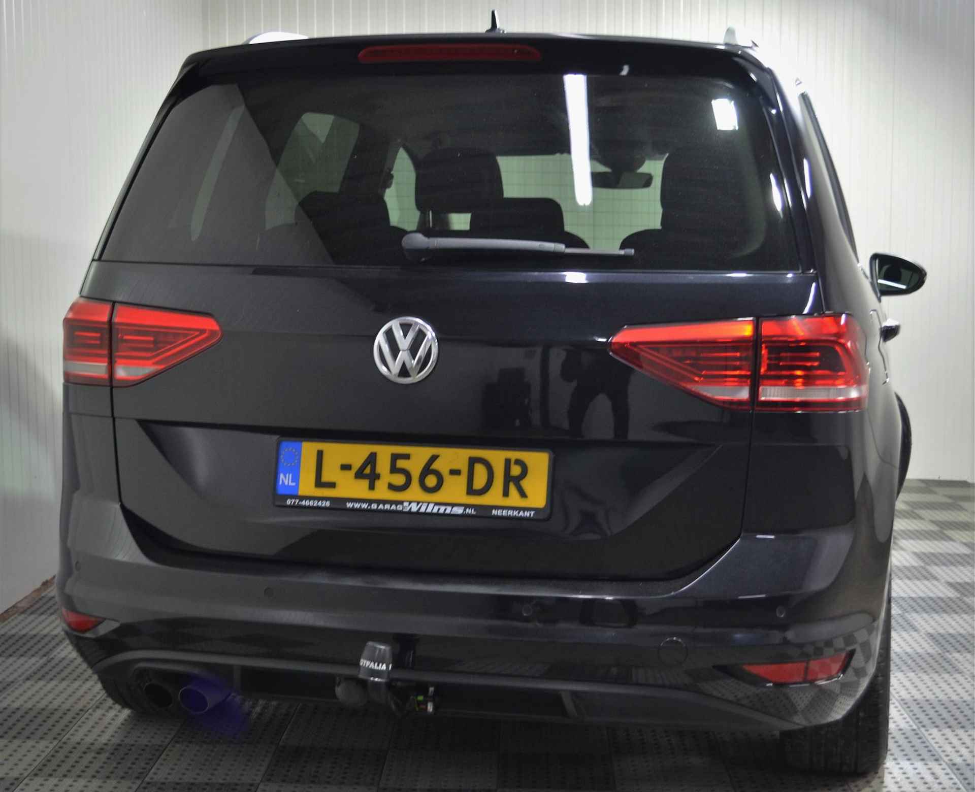 Volkswagen Touran 1.4 TSI Connected Series / Trekhaak / Stoelverw./ LED / Navi./ Automaat - 4/31