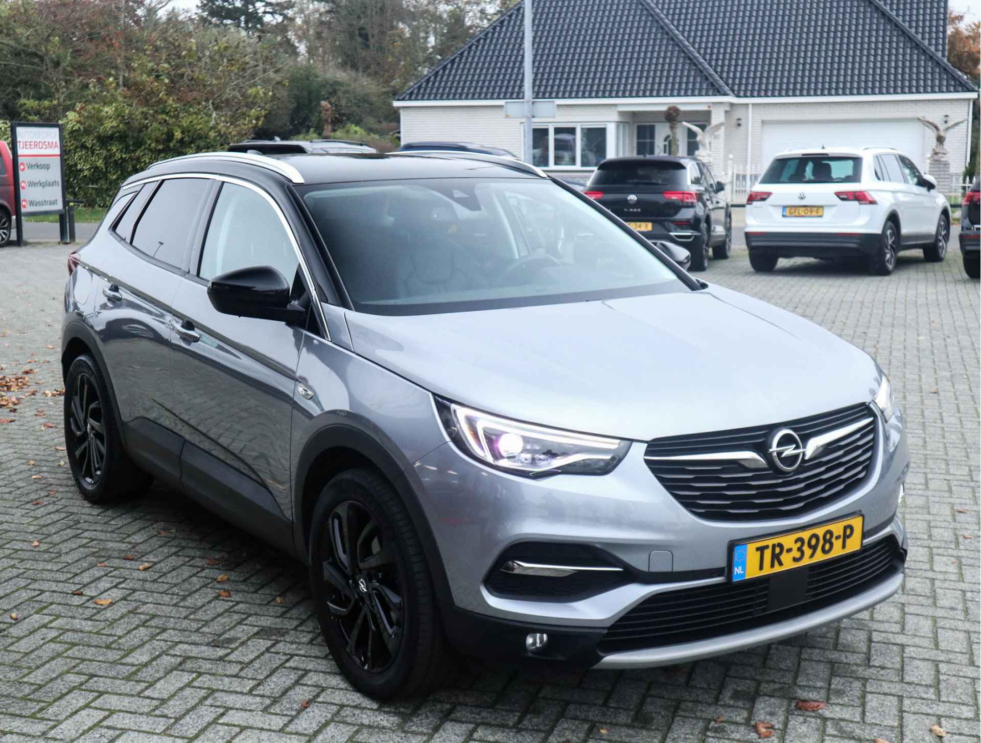 Opel Grandland X 1.5 CDTi Business Executive Leder/AppleCarPlay/Automaat - 4/38