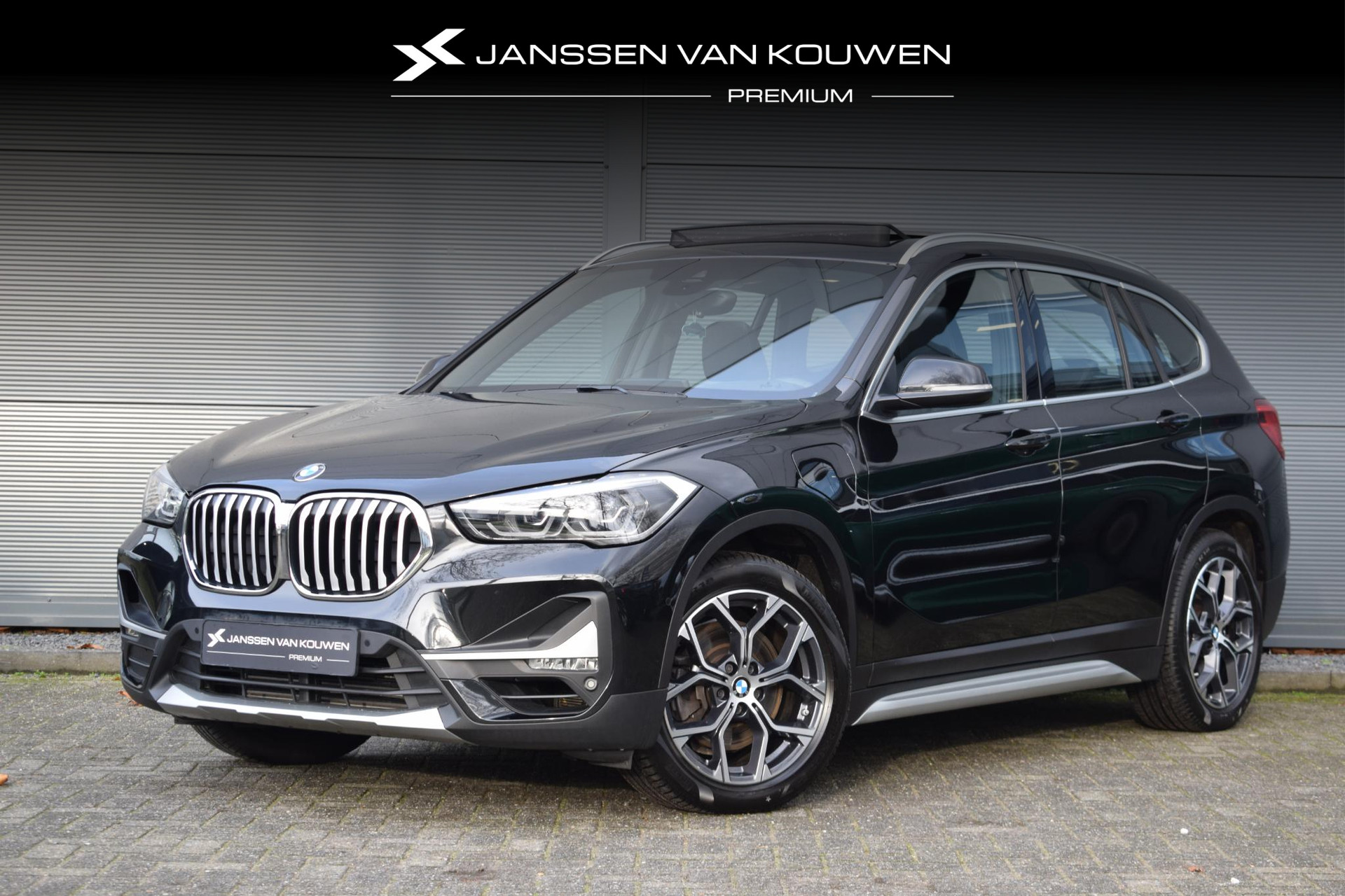 BMW X1 xDrive25e eDrive Edition / X-Line / Head-UP Display / Panoramadak