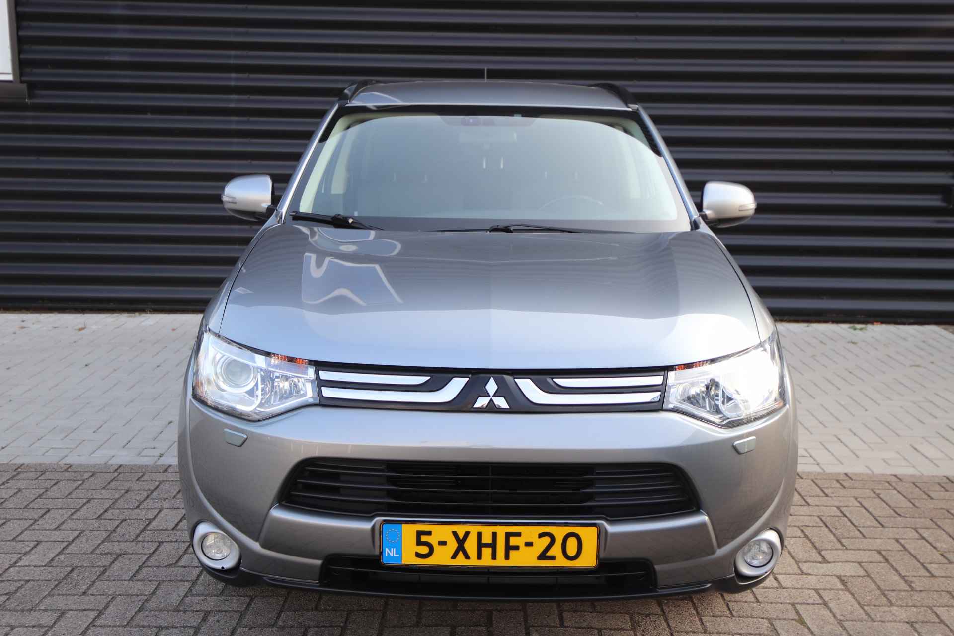 Mitsubishi Outlander 2.0 Intense+ 7p Automaat 7 zits, navi, 18 inch, Trekhaak - 36/63