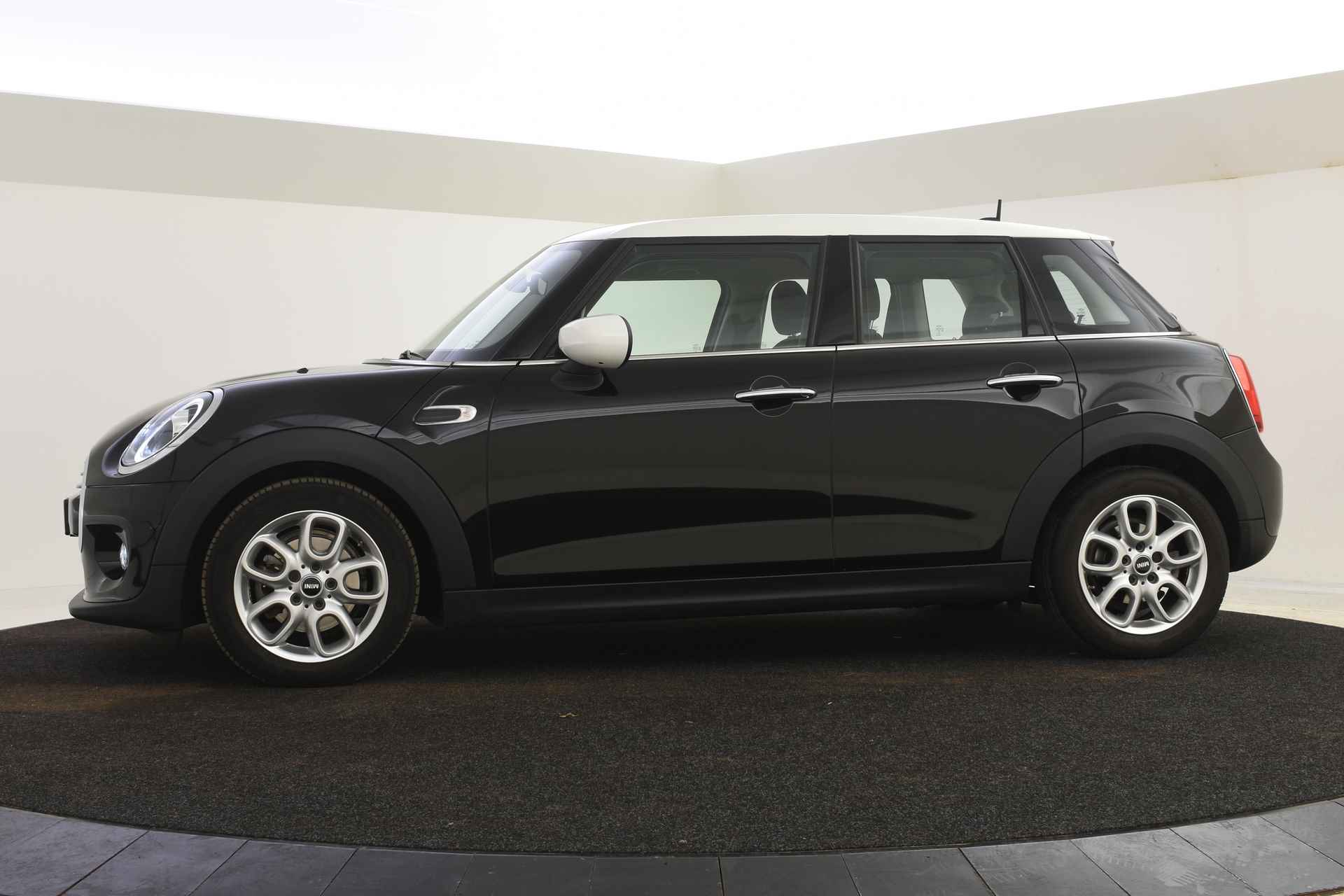 MINI Hatchback Cooper Pepper Automaat / LED / Stoelverwarming / PDC achter / Cruise Control - 4/36