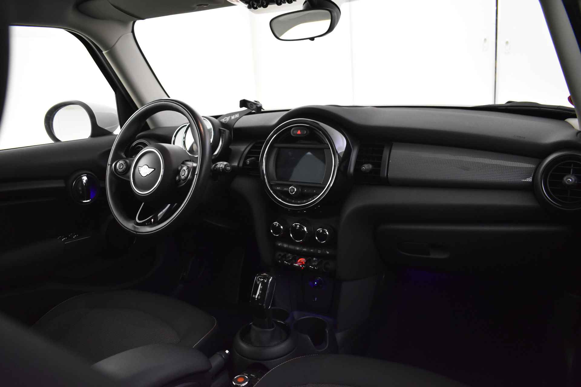 MINI Hatchback Cooper Pepper Automaat / LED / Stoelverwarming / PDC achter / Cruise Control - 33/36