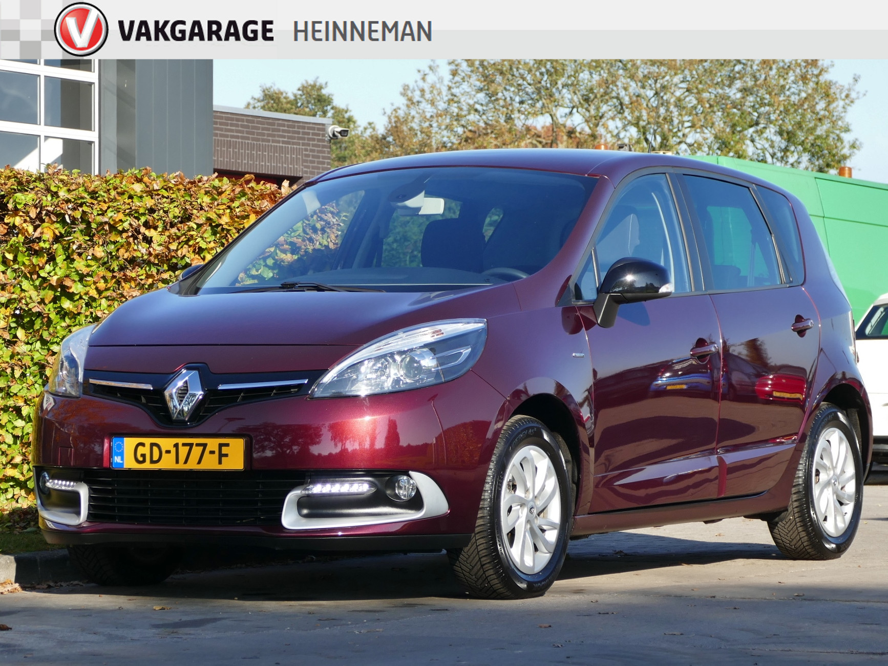 Renault Scénic 1.2 TCe Limited | navigatie | trekhaak | all-season-banden