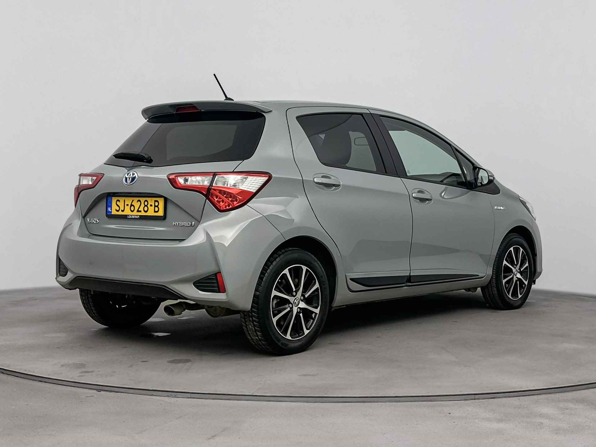 Toyota Yaris 1.5 Hybrid Design Sport | Climate Control | LM velgen | - 3/39