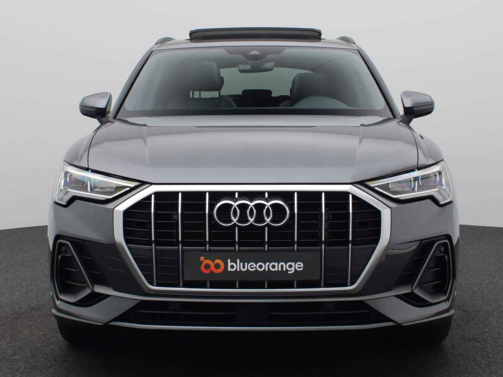 Audi Q3 45 TFSI e S edition 245PK S-Tronic Full led, adaptive cruise, side assist, lane assist, schuif-kanteldak, stoelverwarming, elek. achterklep, 19" lichtmetaal, S-line - 13/53