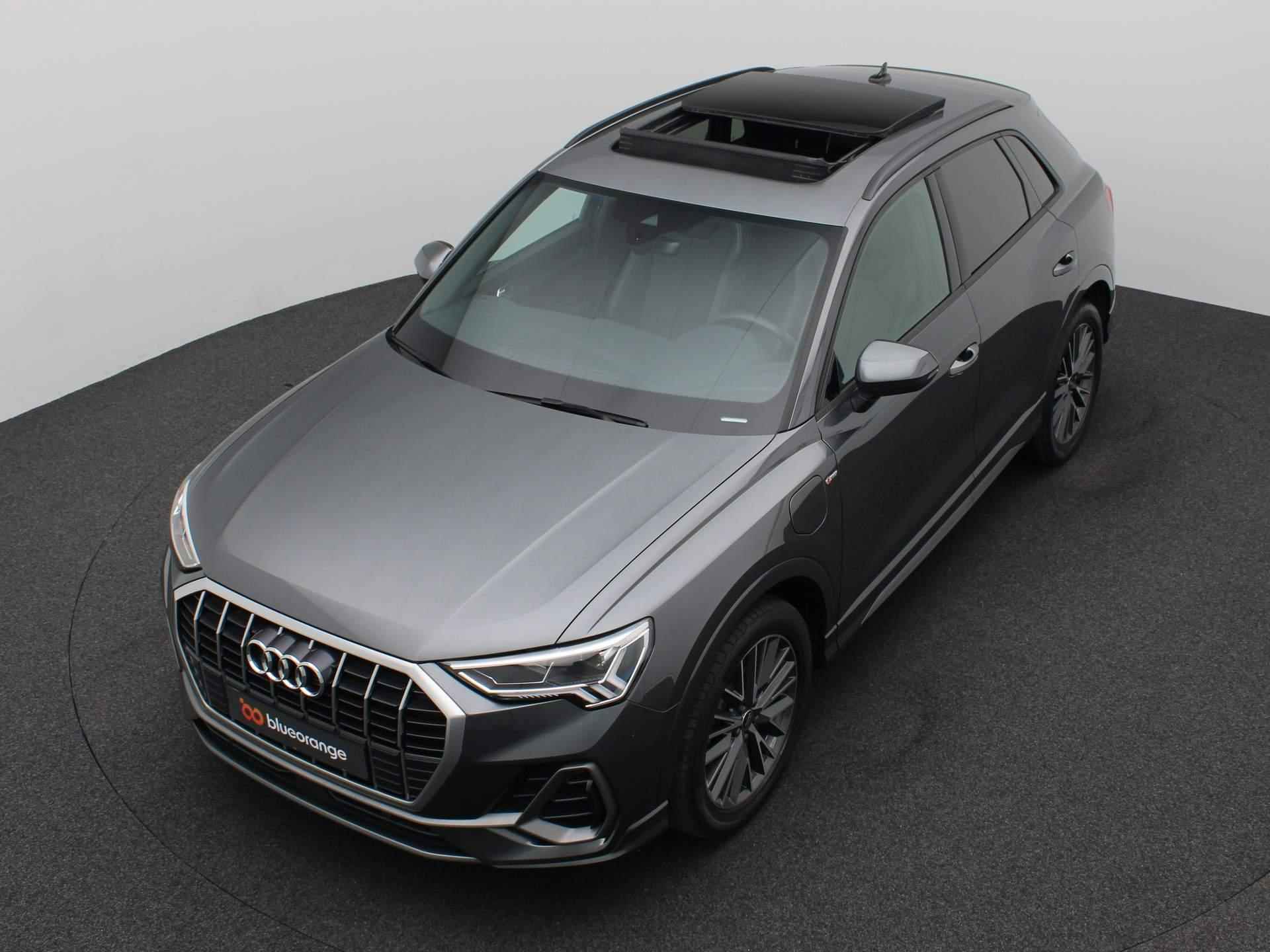 Audi Q3 45 TFSI e S edition 245PK S-Tronic Full led, adaptive cruise, side assist, lane assist, schuif-kanteldak, stoelverwarming, elek. achterklep, 19" lichtmetaal, S-line - 14/53