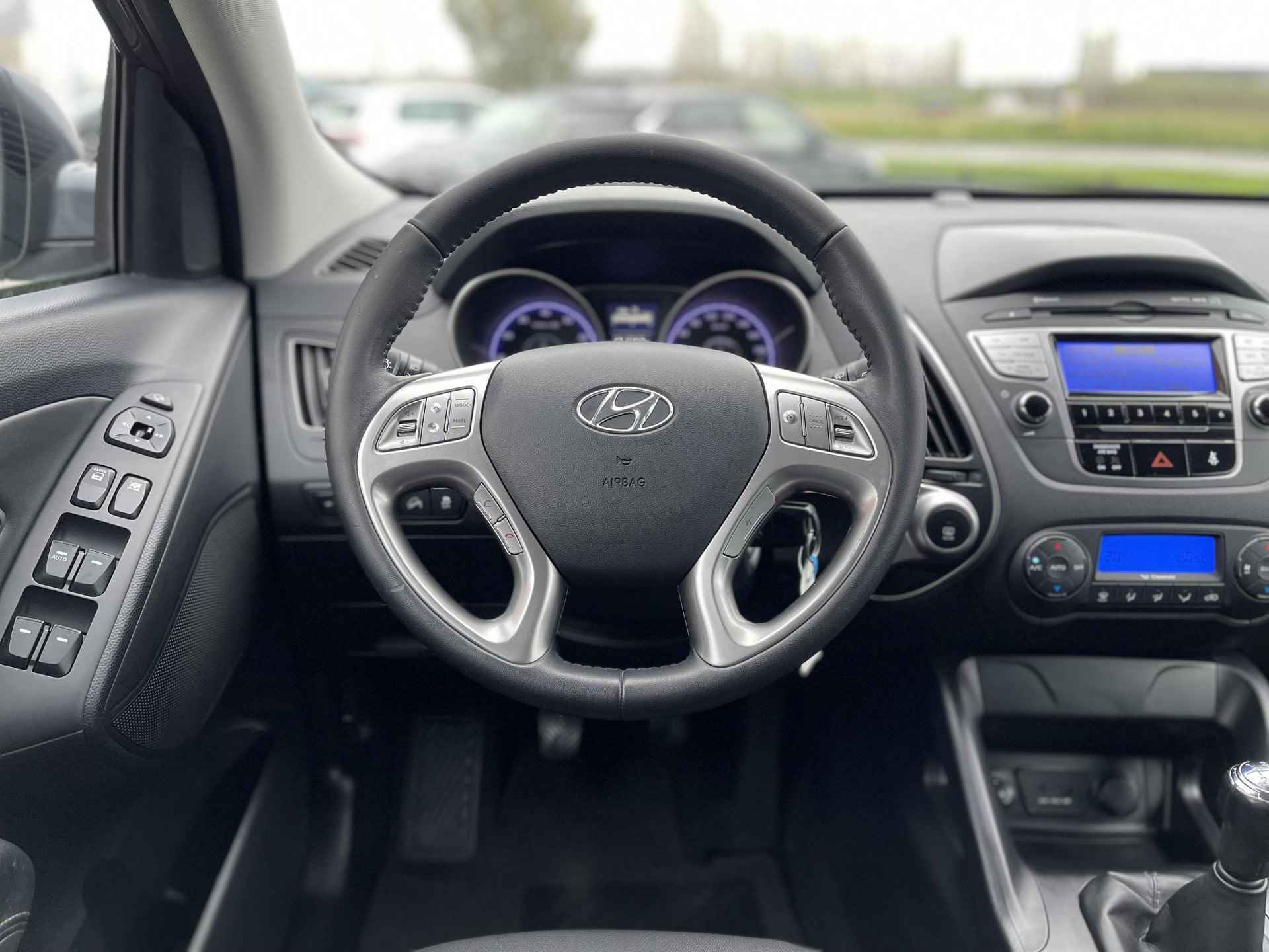 Hyundai ix35 2.0i Style | Trekhaak | Cruise Control | Radio-CD/Mp3 Speler | Bluetooth Tel. | LM Velgen | Elek. Ramen + Spiegels | Rijklaarprijs! - 14/26