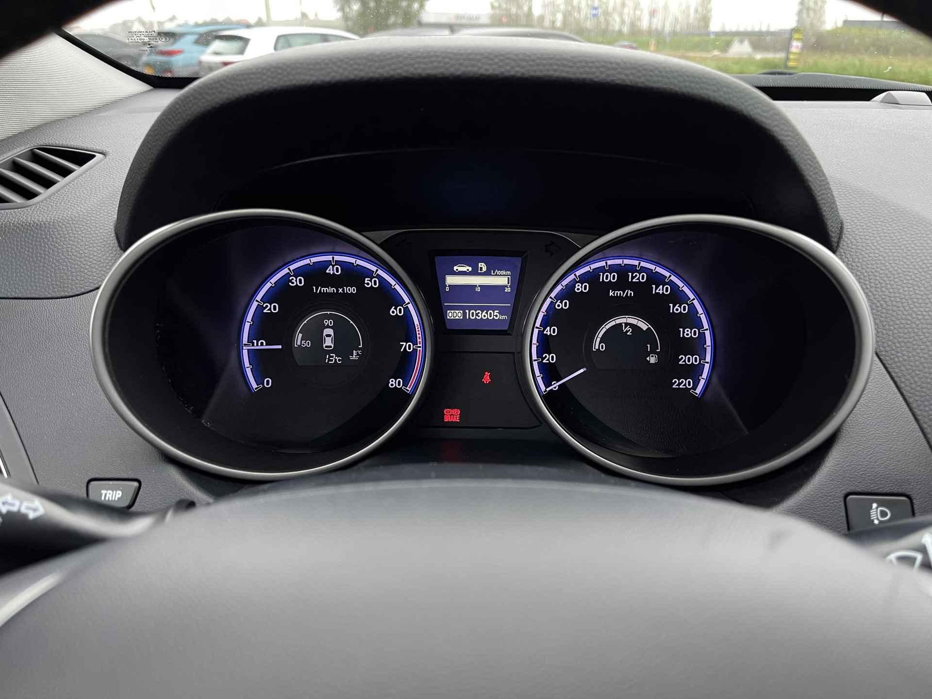 Hyundai ix35 2.0i Style | Trekhaak | Cruise Control | Radio-CD/Mp3 Speler | Bluetooth Tel. | LM Velgen | Elek. Ramen + Spiegels | Rijklaarprijs! - 25/26