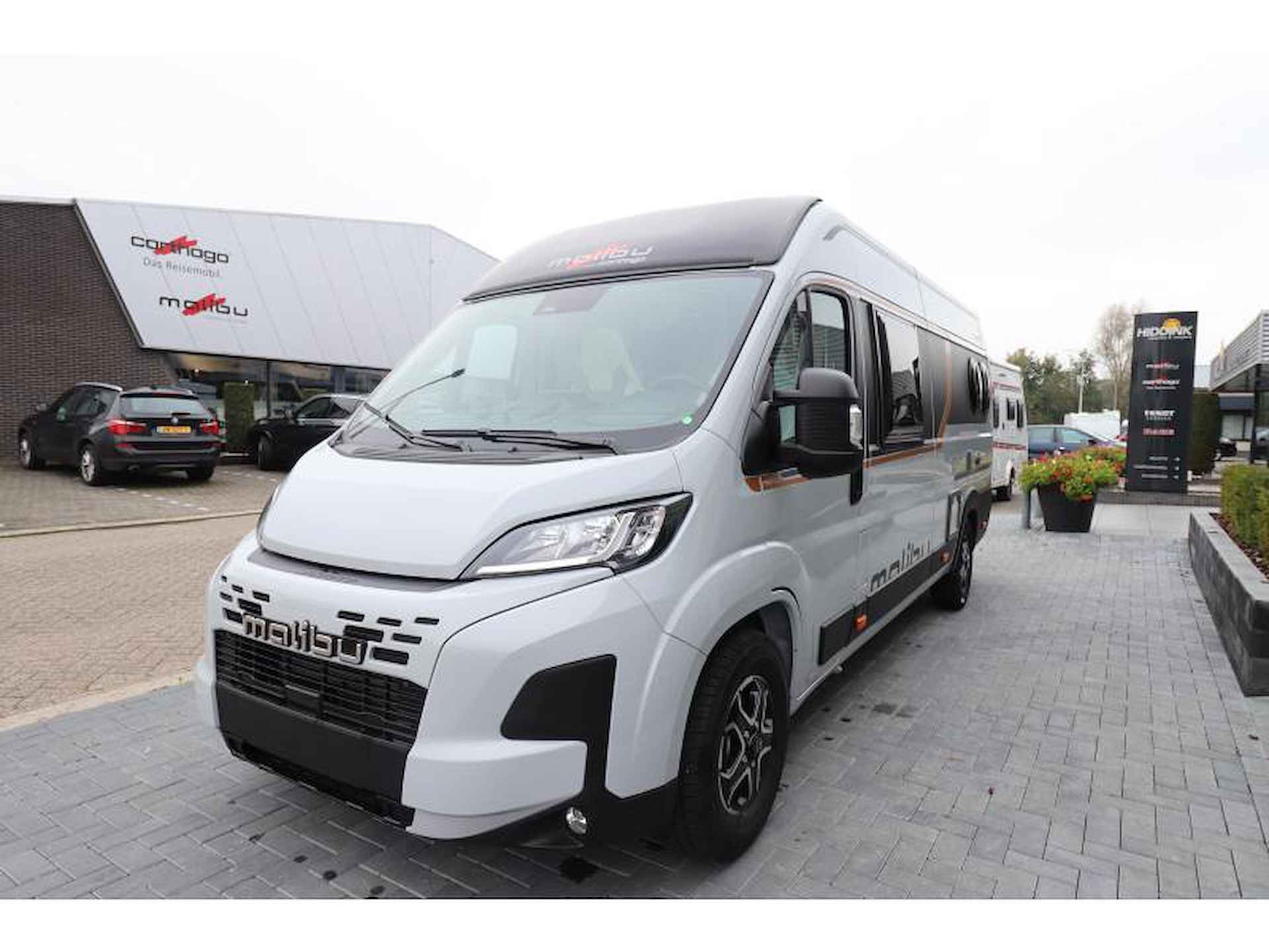 Malibu Van Comfort 640 LE GT Skyview automaat - 7/18