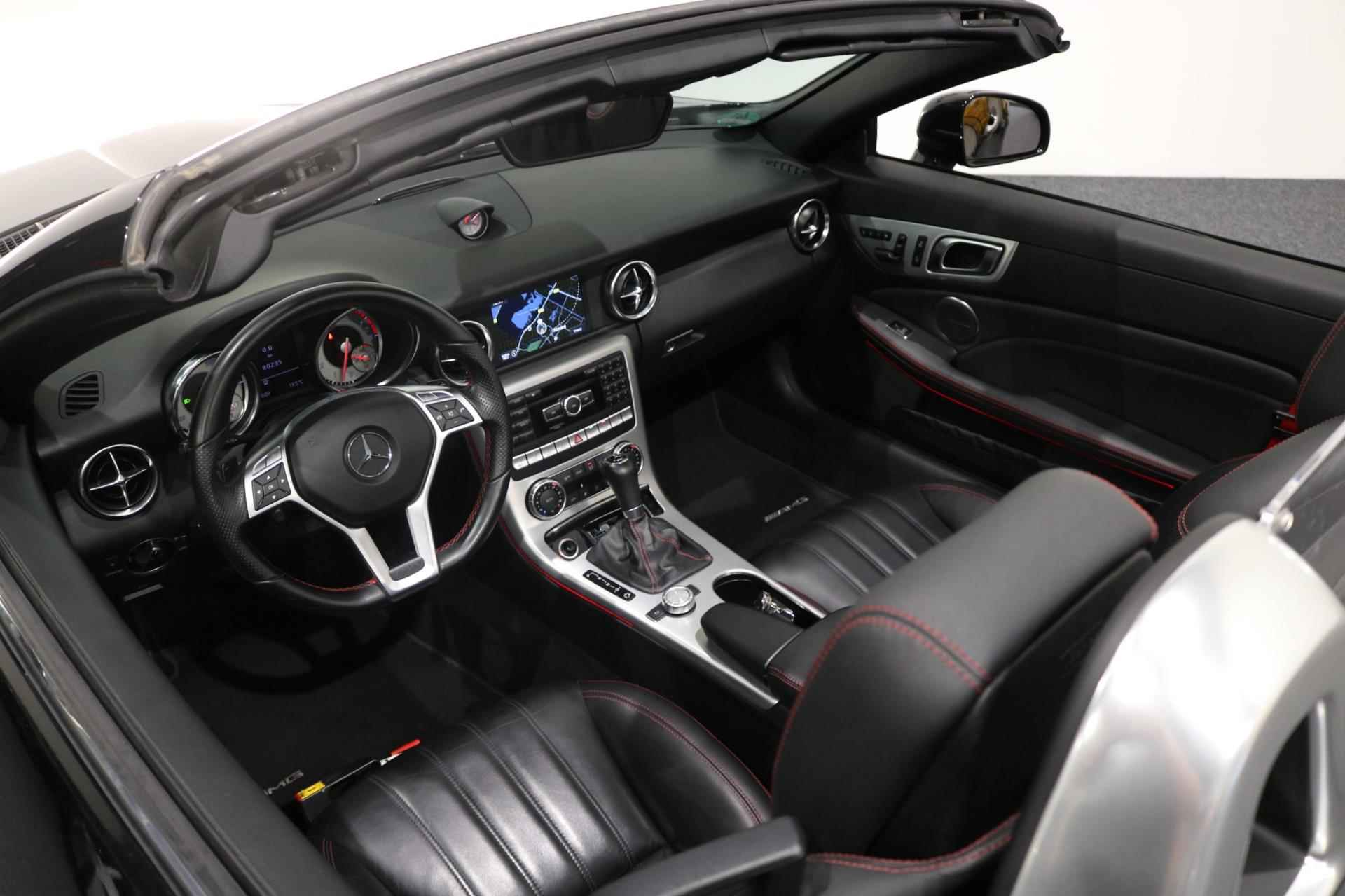 Mercedes-Benz SLK-klasse 350 CABRIO HARDTOP AUT. AMG-LINE SFEERVER. NAVI LEER LED PDC KEYLESS GARANTIE NAP APK - 19/48