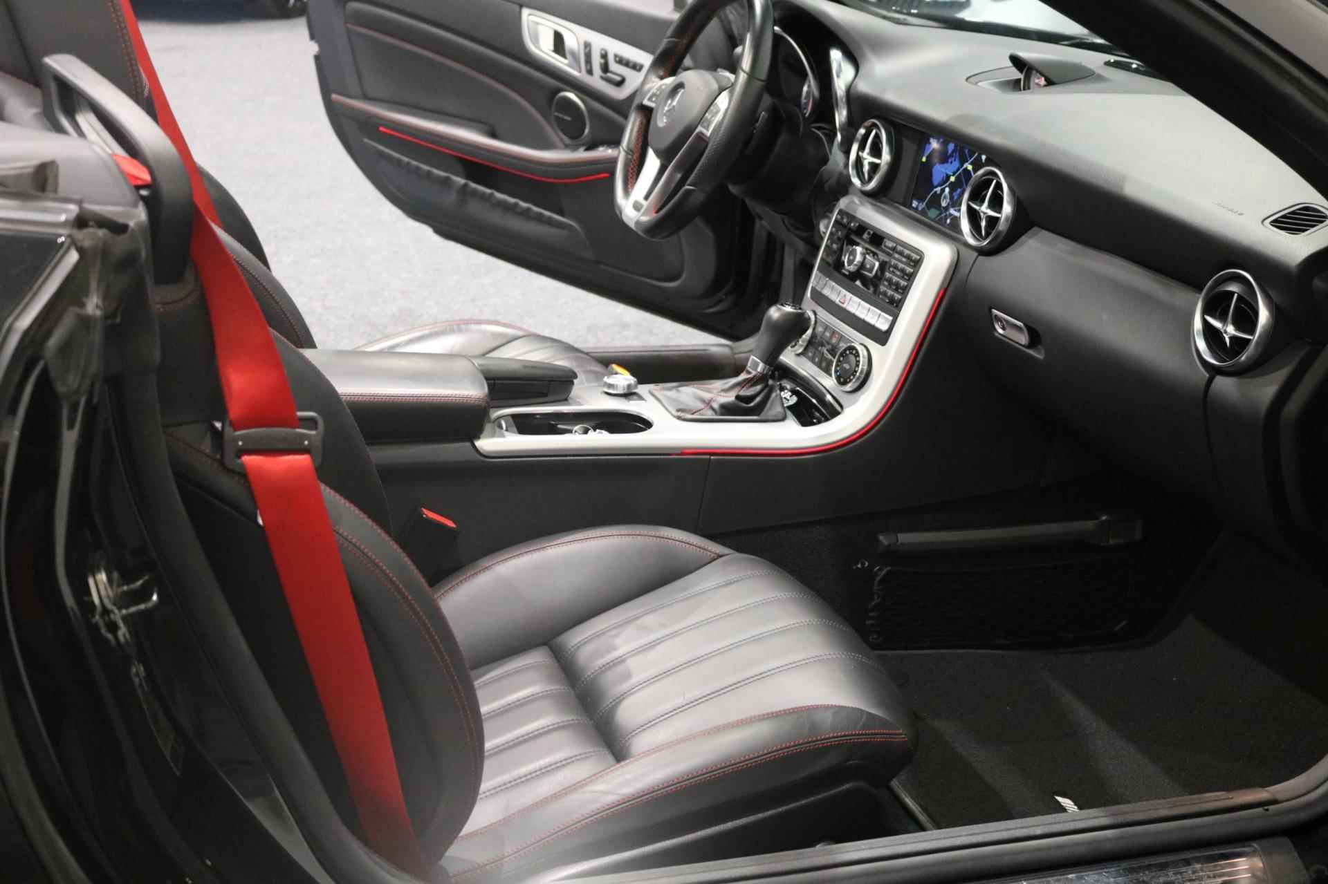 Mercedes-Benz SLK-klasse 350 CABRIO HARDTOP AUT. AMG-LINE SFEERVER. NAVI LEER LED PDC KEYLESS GARANTIE NAP APK - 23/48