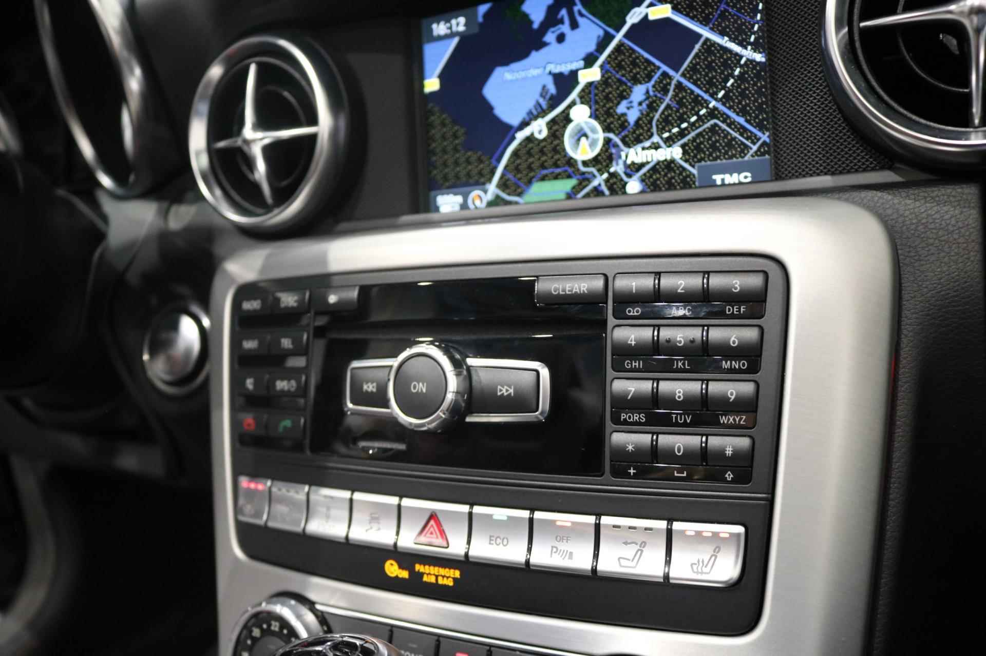 Mercedes-Benz SLK-klasse 350 CABRIO HARDTOP AUT. AMG-LINE SFEERVER. NAVI LEER LED PDC KEYLESS GARANTIE NAP APK - 31/48