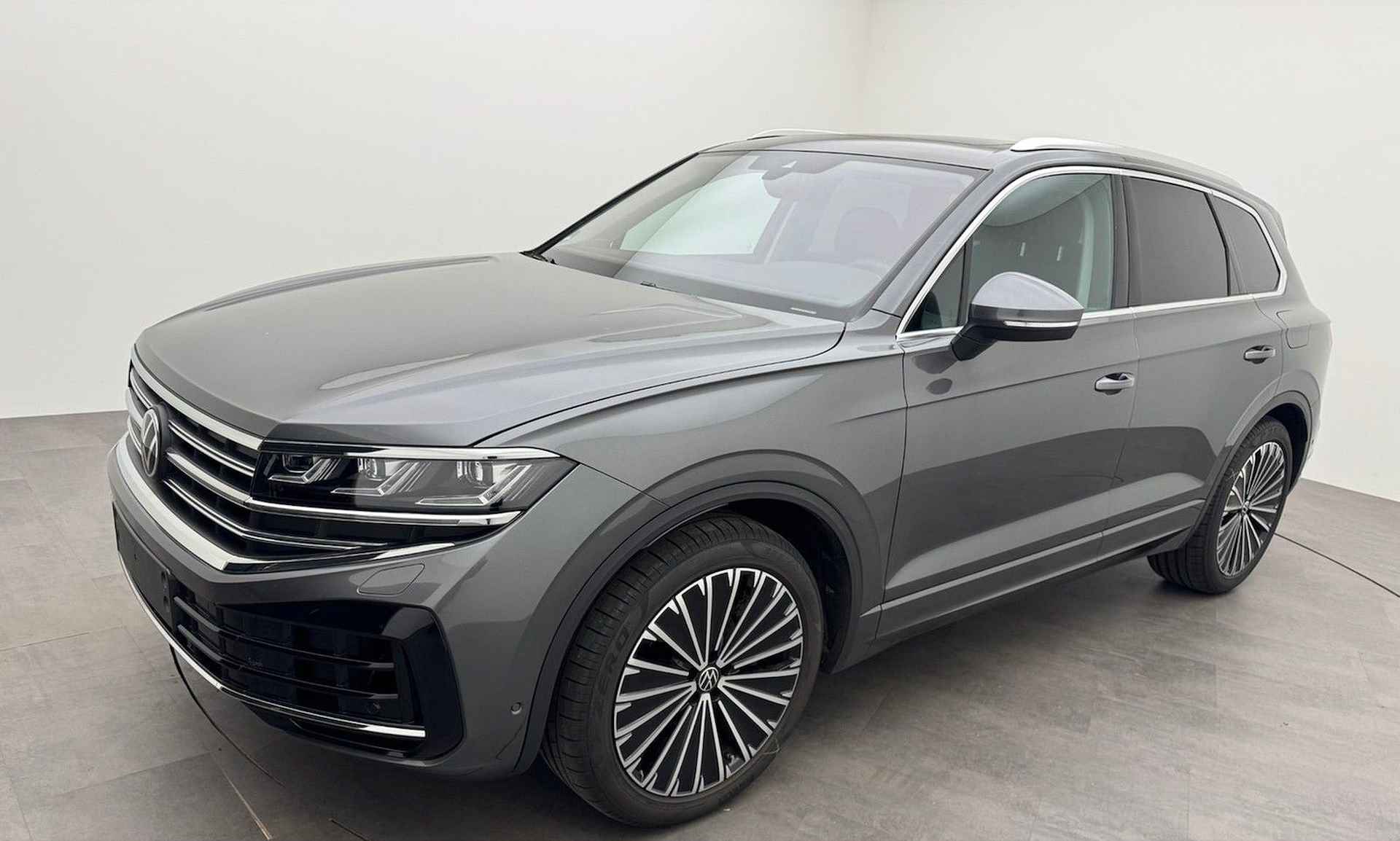 Volkswagen Touareg 3.0 TSi eHybrid 4MOTION Elegance ACC Panoramadak Luchtvering 21 Inch IQ Light Camera - 2/14