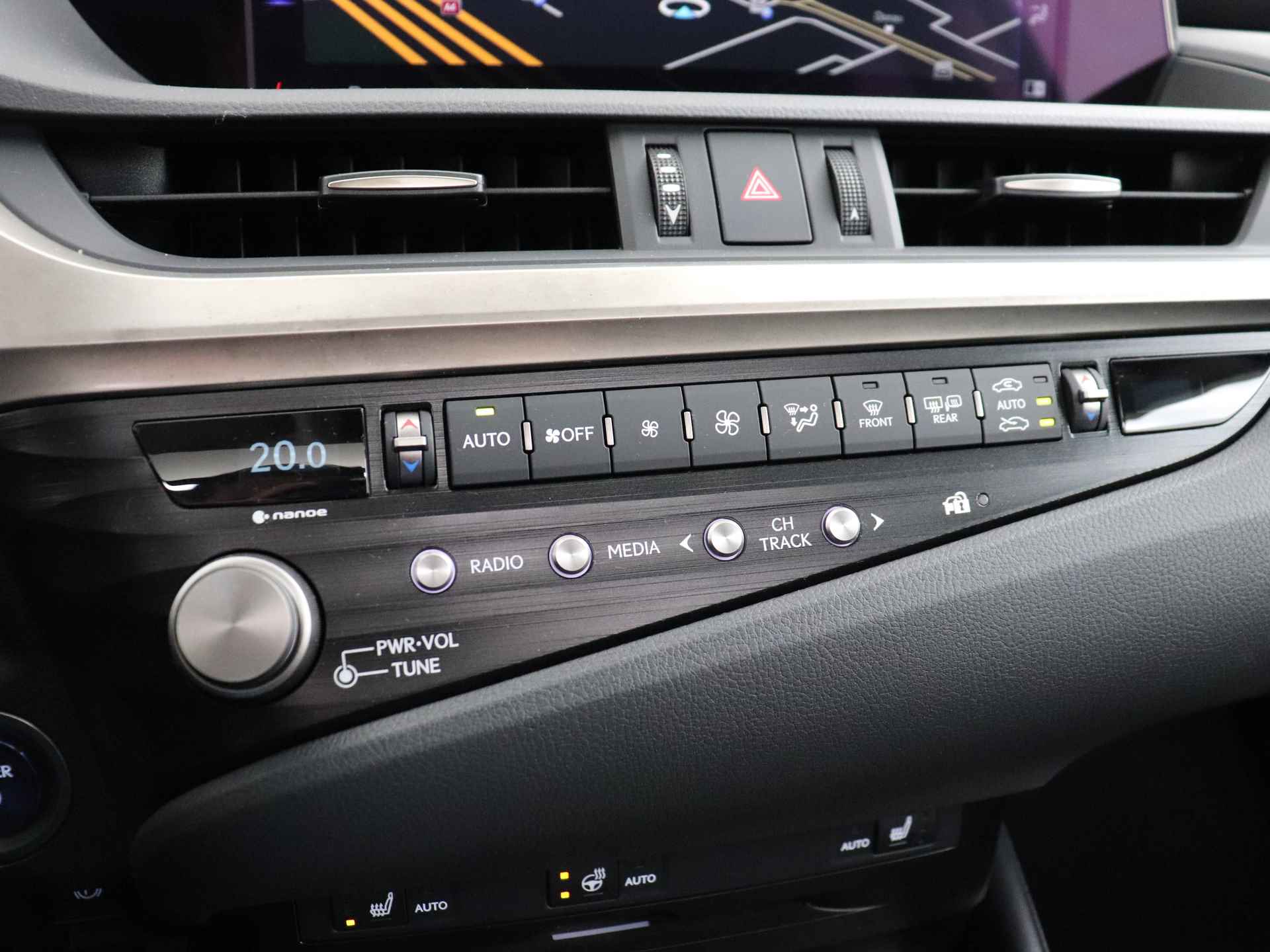Lexus ES 300h Preference Line | Lexus Premium Navigatie | Stoel- en stuurwielverwarming | Apple Carplay/ Android Auto | - 10/50