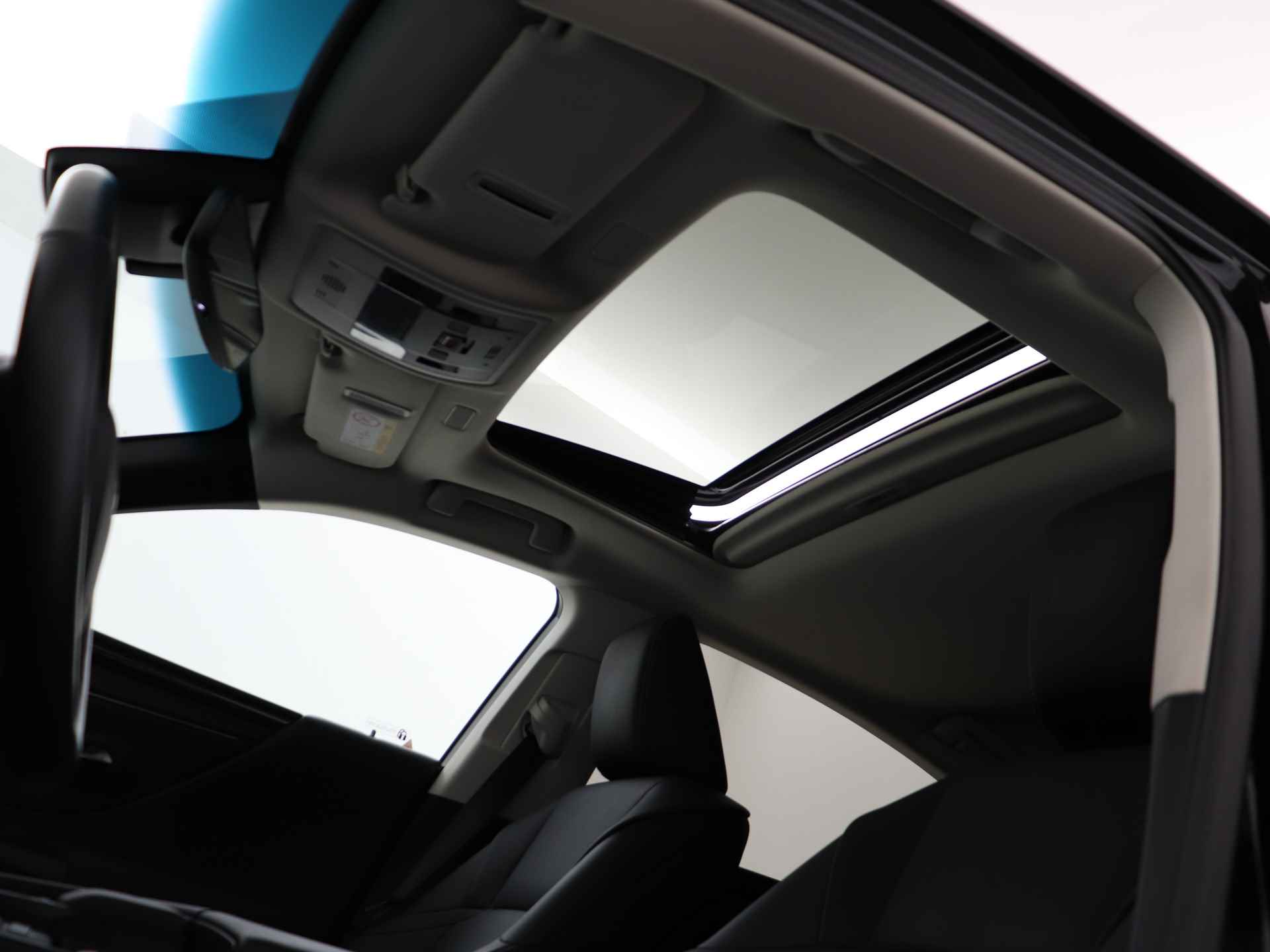 Lexus ES 300h Preference Line | Lexus Premium Navigatie | Stoel- en stuurwielverwarming | Apple Carplay/ Android Auto | - 18/50