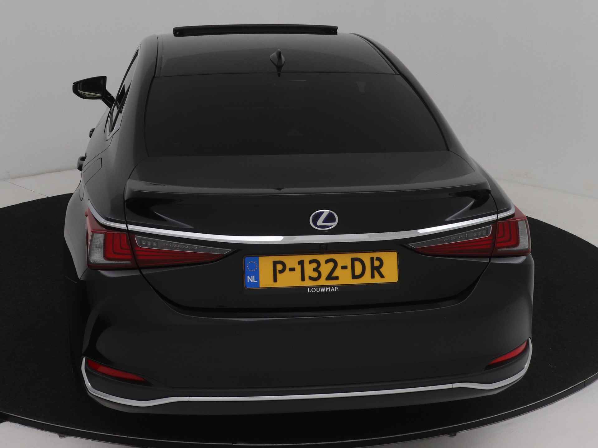 Lexus ES 300h Preference Line | Lexus Premium Navigatie | Stoel- en stuurwielverwarming | Apple Carplay/ Android Auto | - 25/50