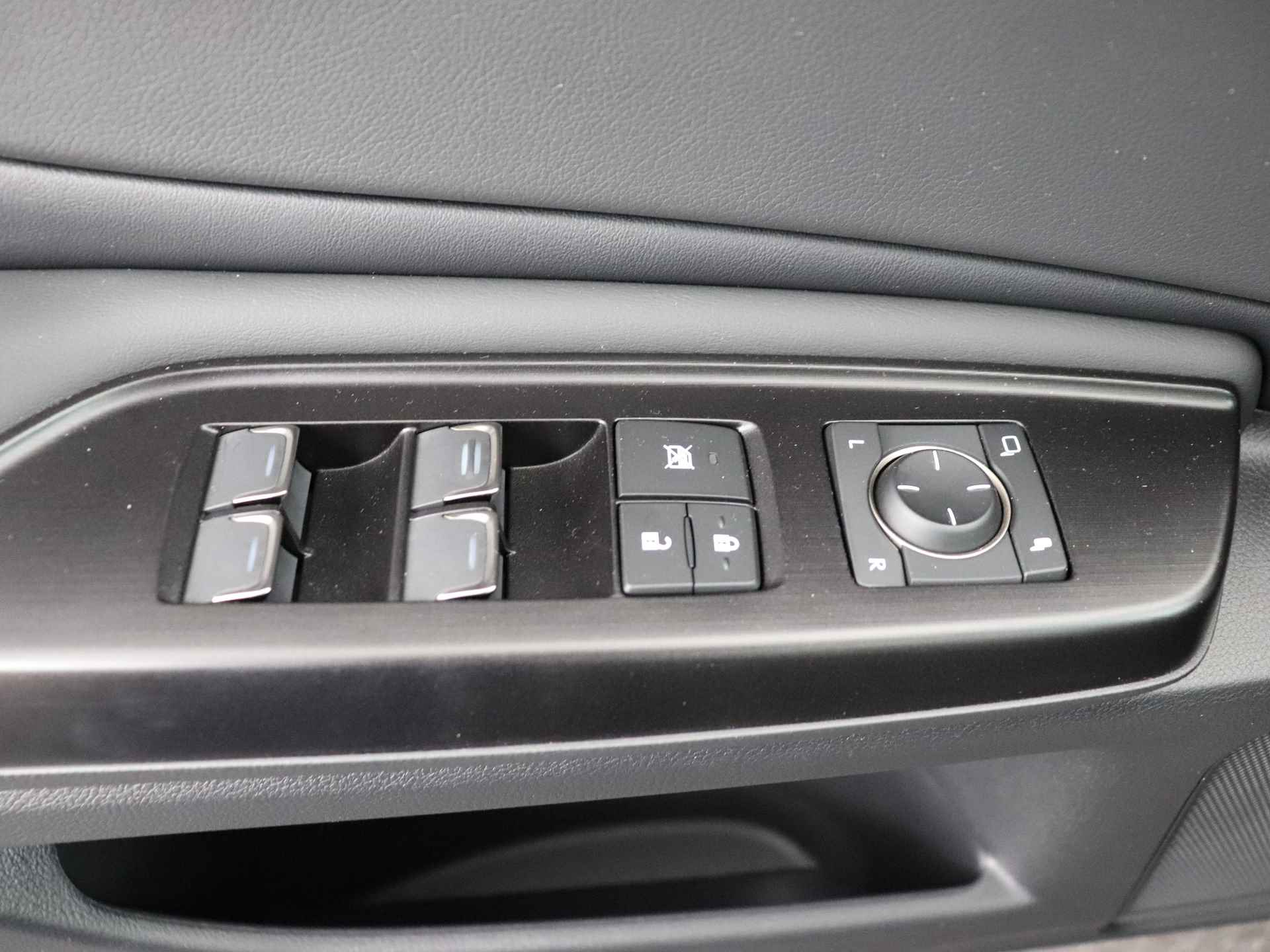 Lexus ES 300h Preference Line | Lexus Premium Navigatie | Stoel- en stuurwielverwarming | Apple Carplay/ Android Auto | - 29/50
