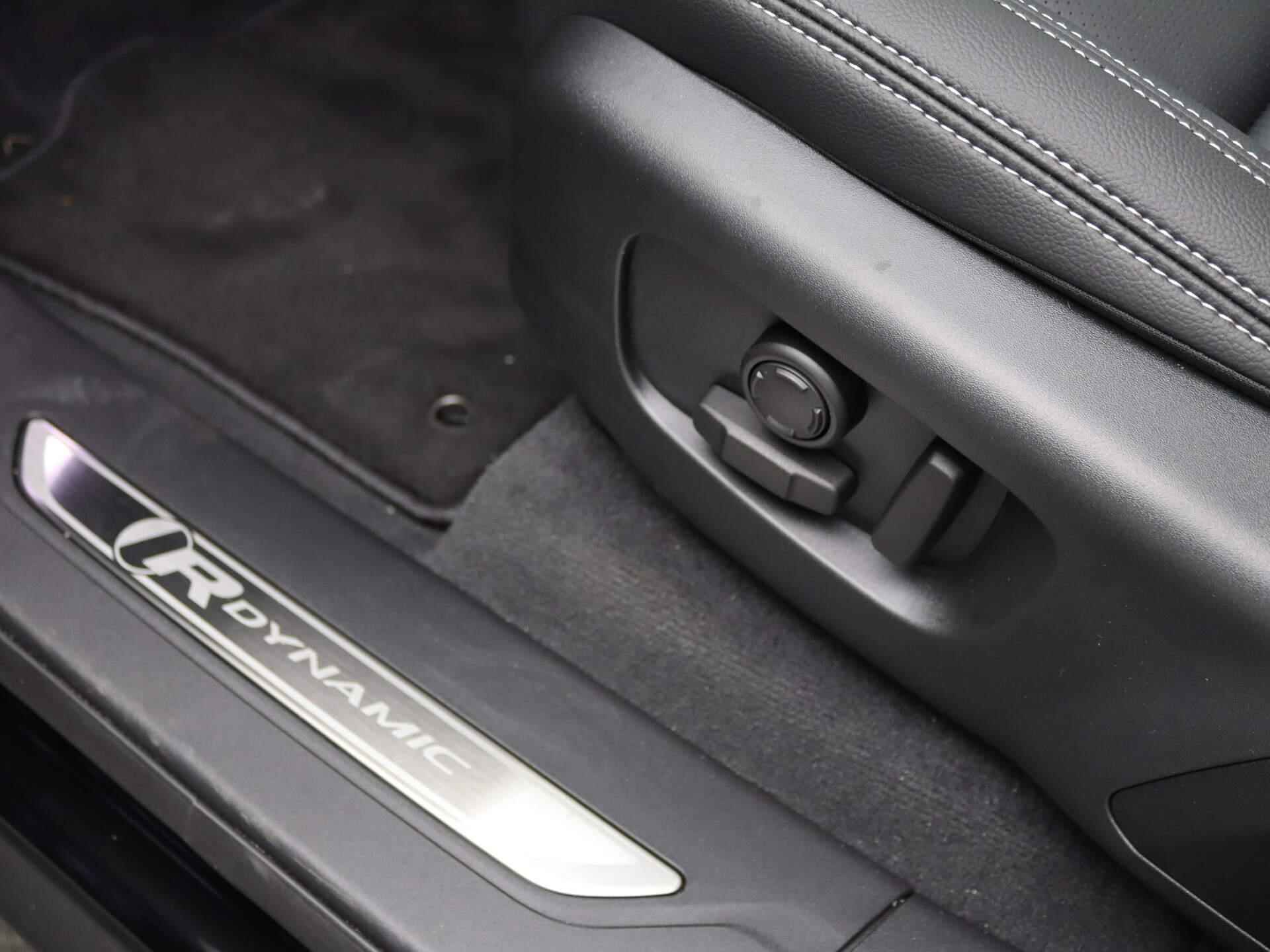Land Rover Range Rover Velar P400e R-Dynamic S Black Pack | Panorama Dak | Stuurverwarming | 20 Inch | NP € 96.556,- - 30/49
