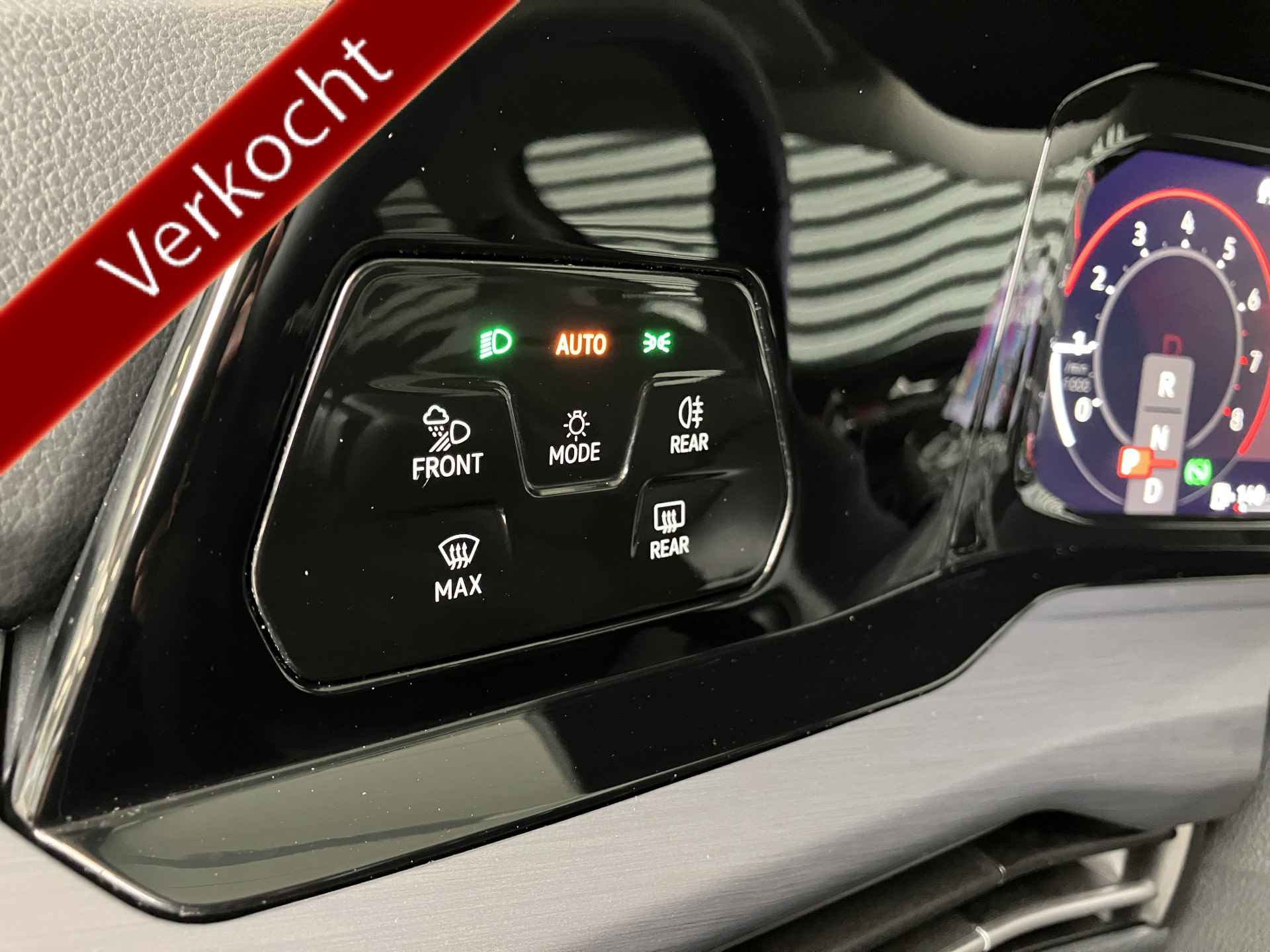 Volkswagen Golf 1.5 eTSI STYLE/IQ LIGHT/IQ DRIVE/19 INCH/STOEL MEM/ENZ - 27/30