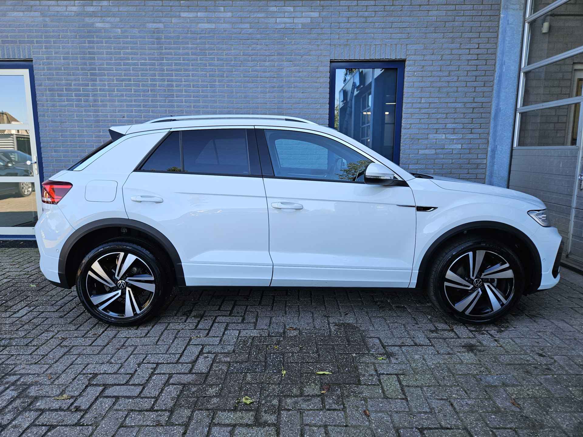 Volkswagen T-Roc 1.5 TSI R-Line Edition Inclusief Afleveringskosten - 2/28