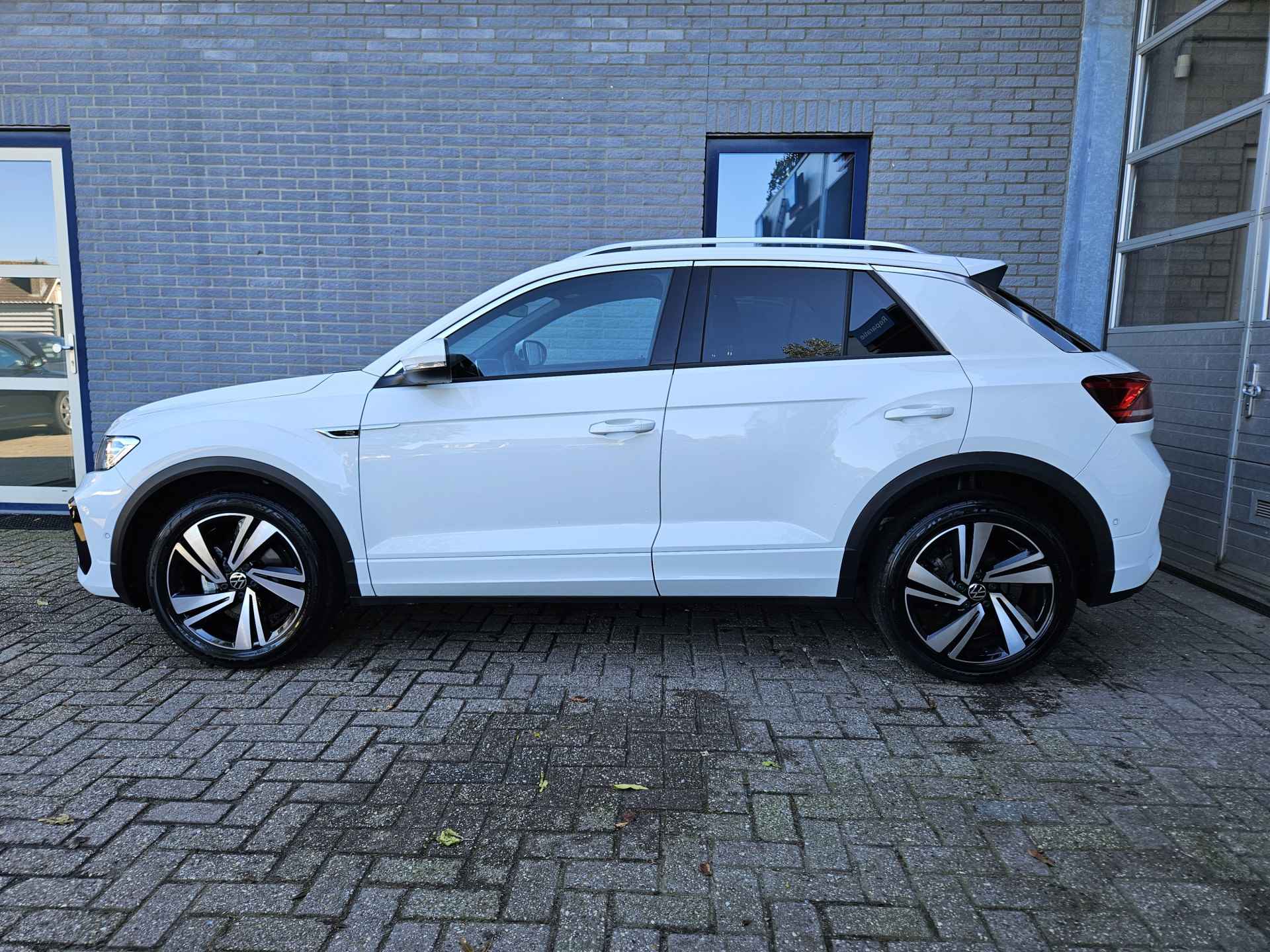 Volkswagen T-Roc 1.5 TSI R-Line Edition Inclusief Afleveringskosten - 3/28