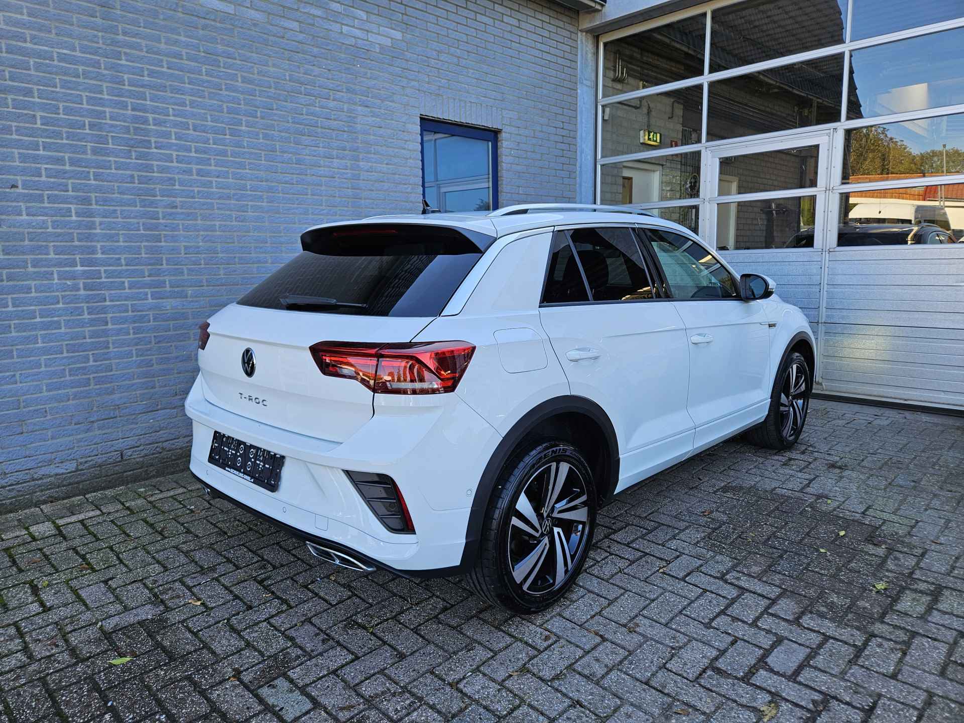 Volkswagen T-Roc 1.5 TSI R-Line Edition Inclusief Afleveringskosten - 4/28