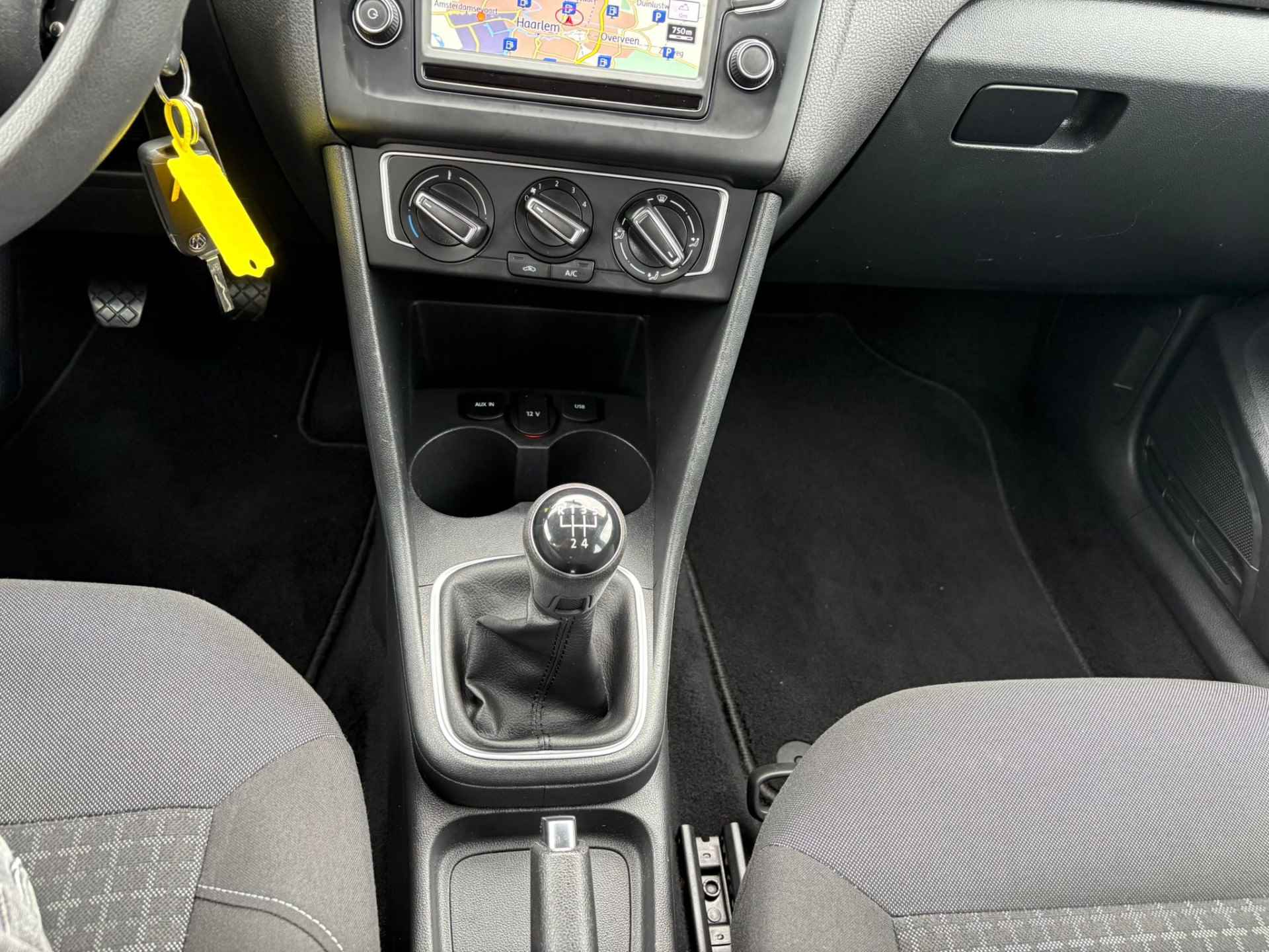 Volkswagen Polo 1.2 90PK TSI Comfortline | Cruise Control | Airco | Navigatie | PDC V+A - 13/25