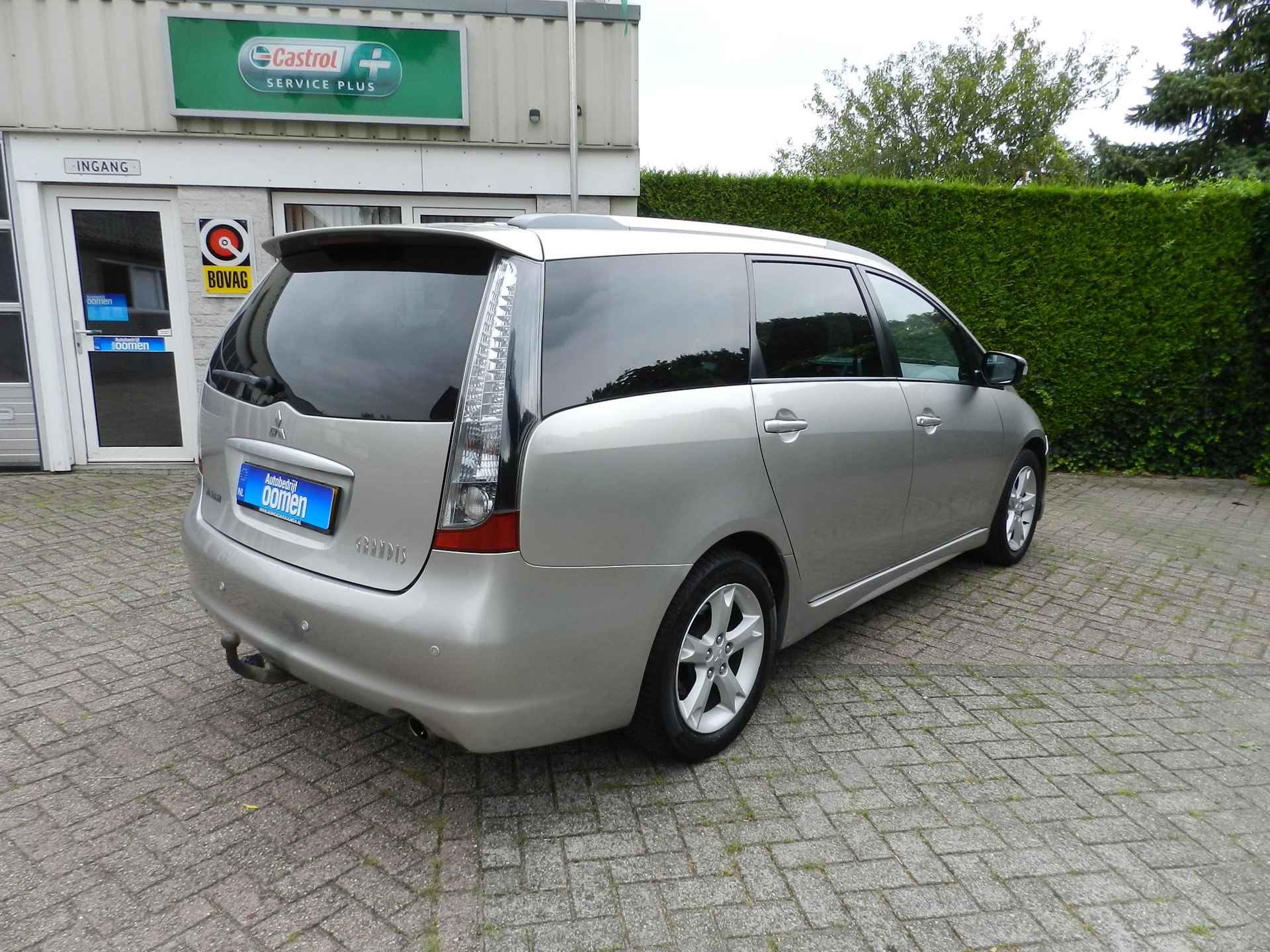 Mitsubishi Grandis 2.4-16V InSport - 7 Pers - Automaat - Cruise Control - Trekhaak - Airco - Origineel NL - NAP - 100% onderhouden - 6/23