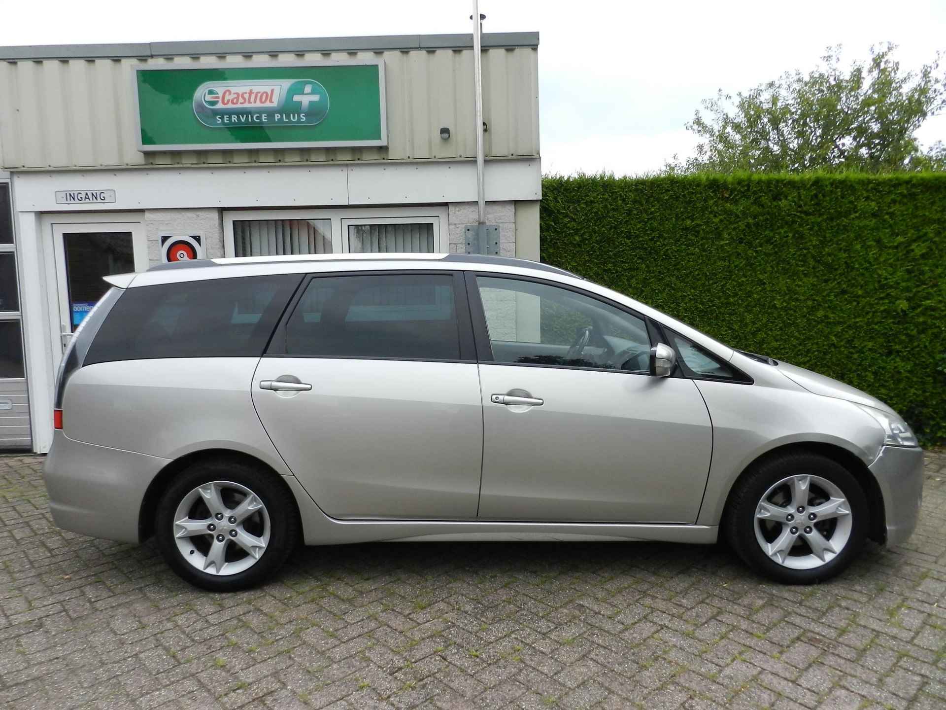 Mitsubishi Grandis 2.4-16V InSport - 7 Pers - Automaat - Cruise Control - Trekhaak - Airco - Origineel NL - NAP - 100% onderhouden - 7/23