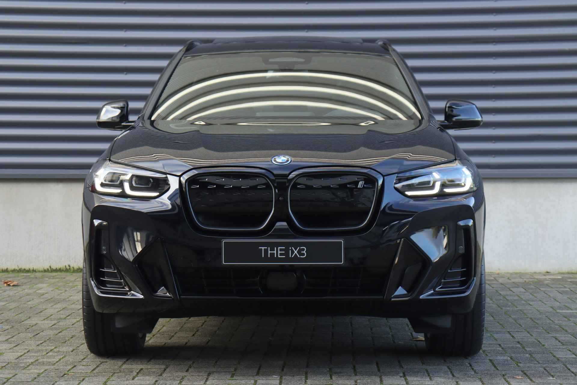 BMW iX3 | High Executive Edition | Parking Pack | Safety Pack | Shadow Line Pack - 3/43