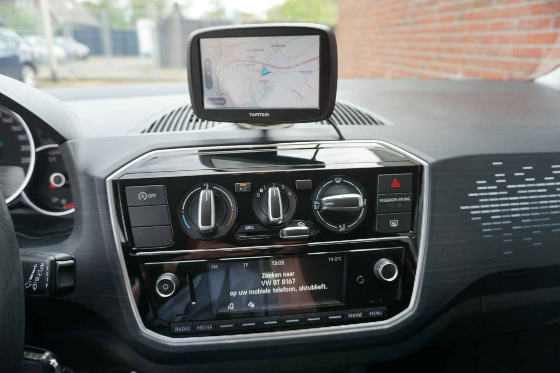 Volkswagen up! Sound Automaat PDC | Cruise control *All in prijs* - 13/24