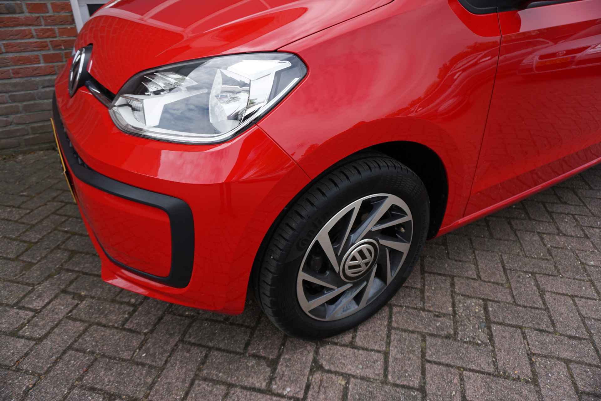 Volkswagen up! Sound Automaat PDC | Cruise control *All in prijs* - 21/24