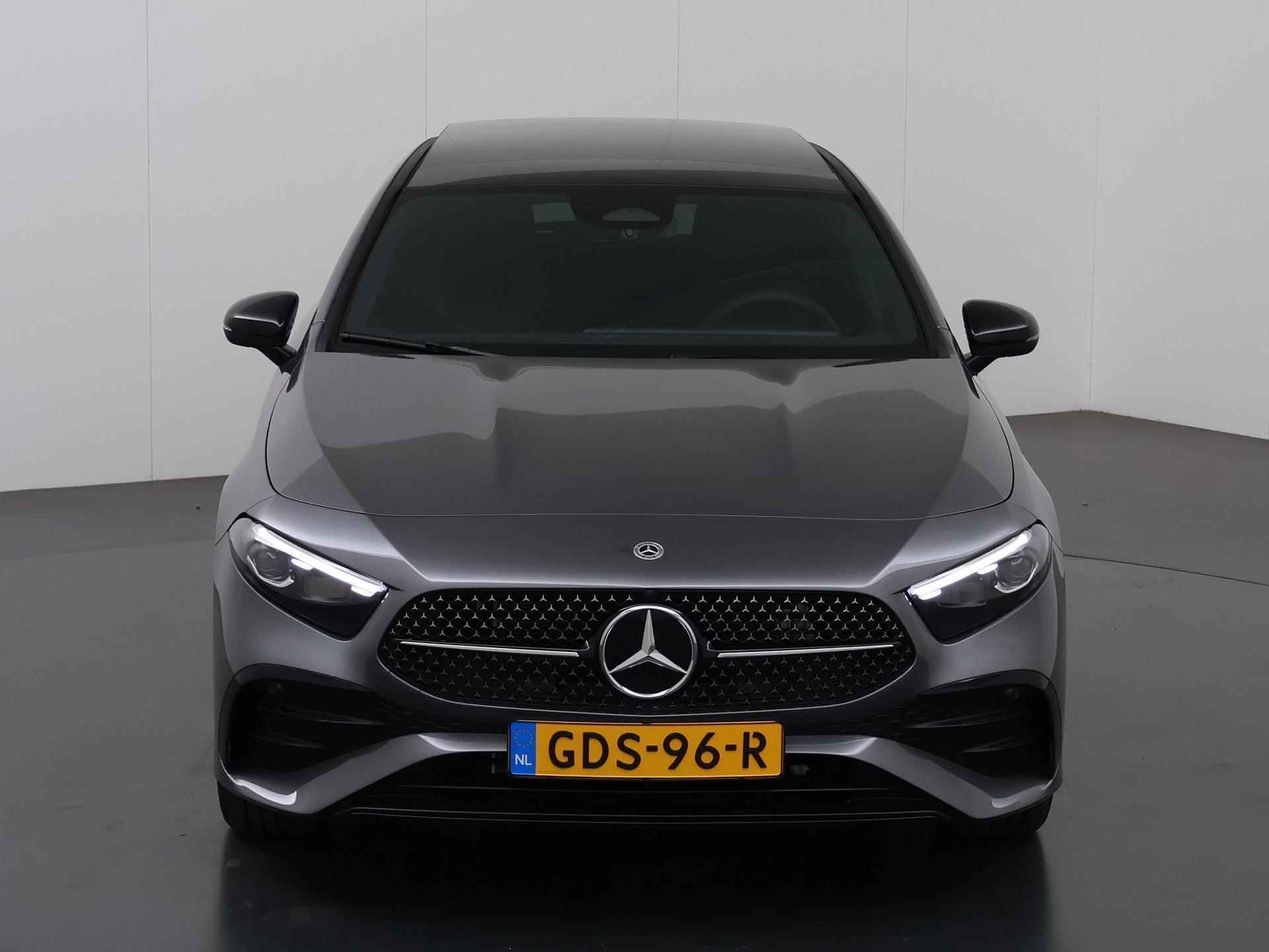 Mercedes-Benz A-klasse 250 e AMG Line | Multibeam LED | Panoramadak | Apple carplay & Android auto | Dodehoekdetectie | Achteruitrijcamera - 4/48