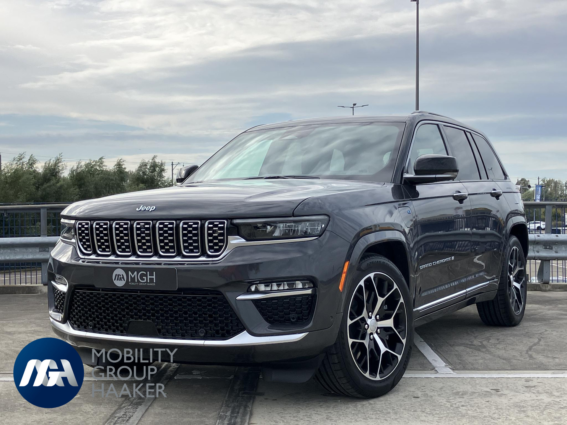 Jeep Grand Cherokee Summit Reserve 4xe