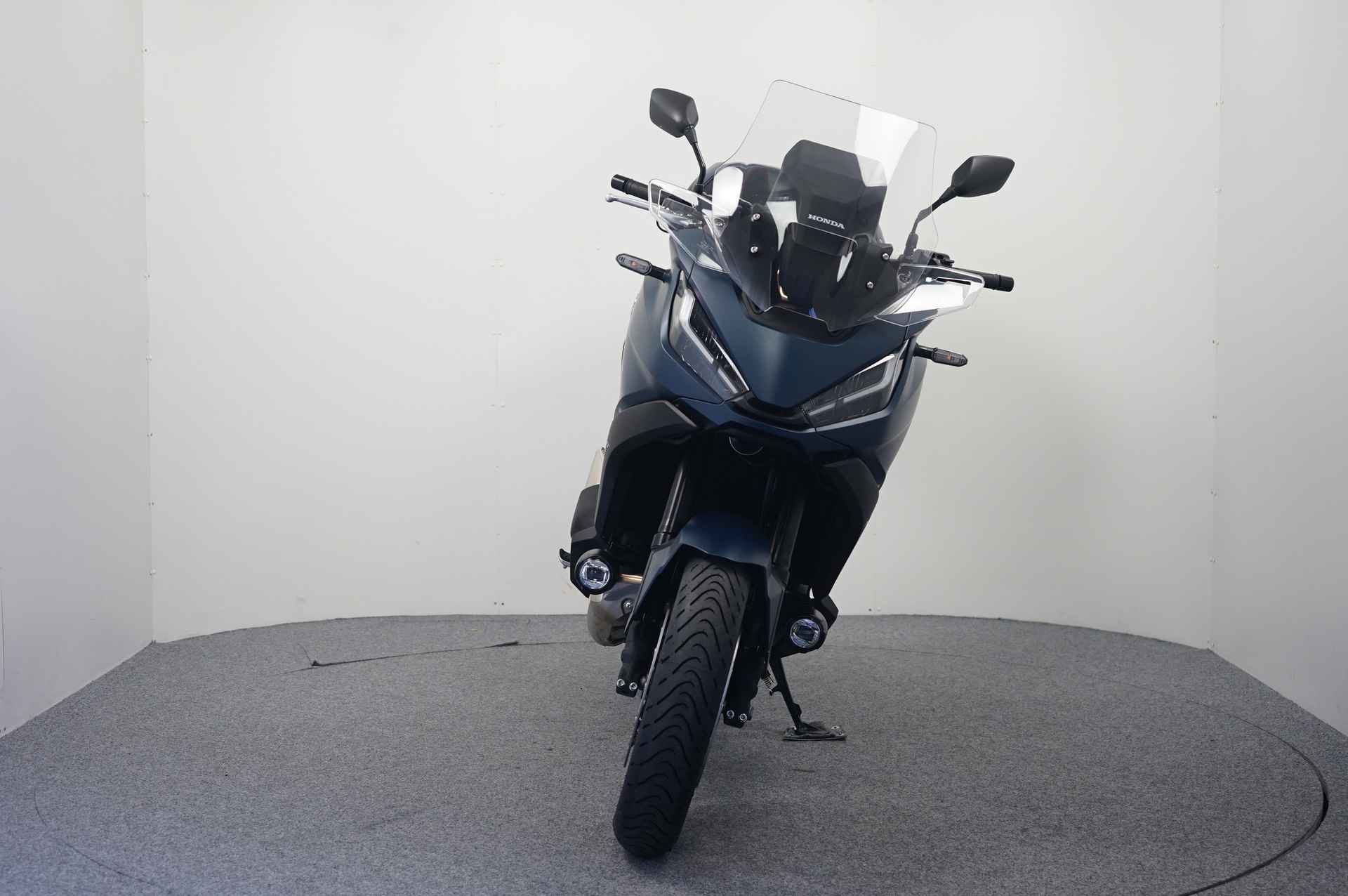 Honda NT 1100 DCT: GERESERVEERD RD - 3/19