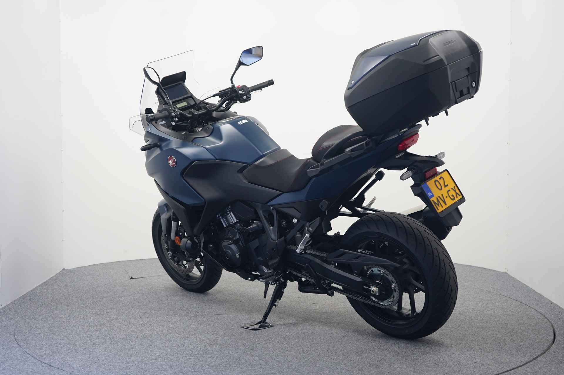 Honda NT 1100 DCT: GERESERVEERD RD - 6/19