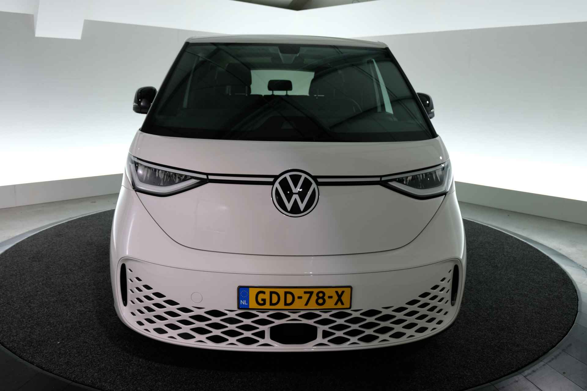 Volkswagen ID. Buzz Pro Advantage 77 kWh / NIEUWSTAAT / TREKHAAK / - 12/34