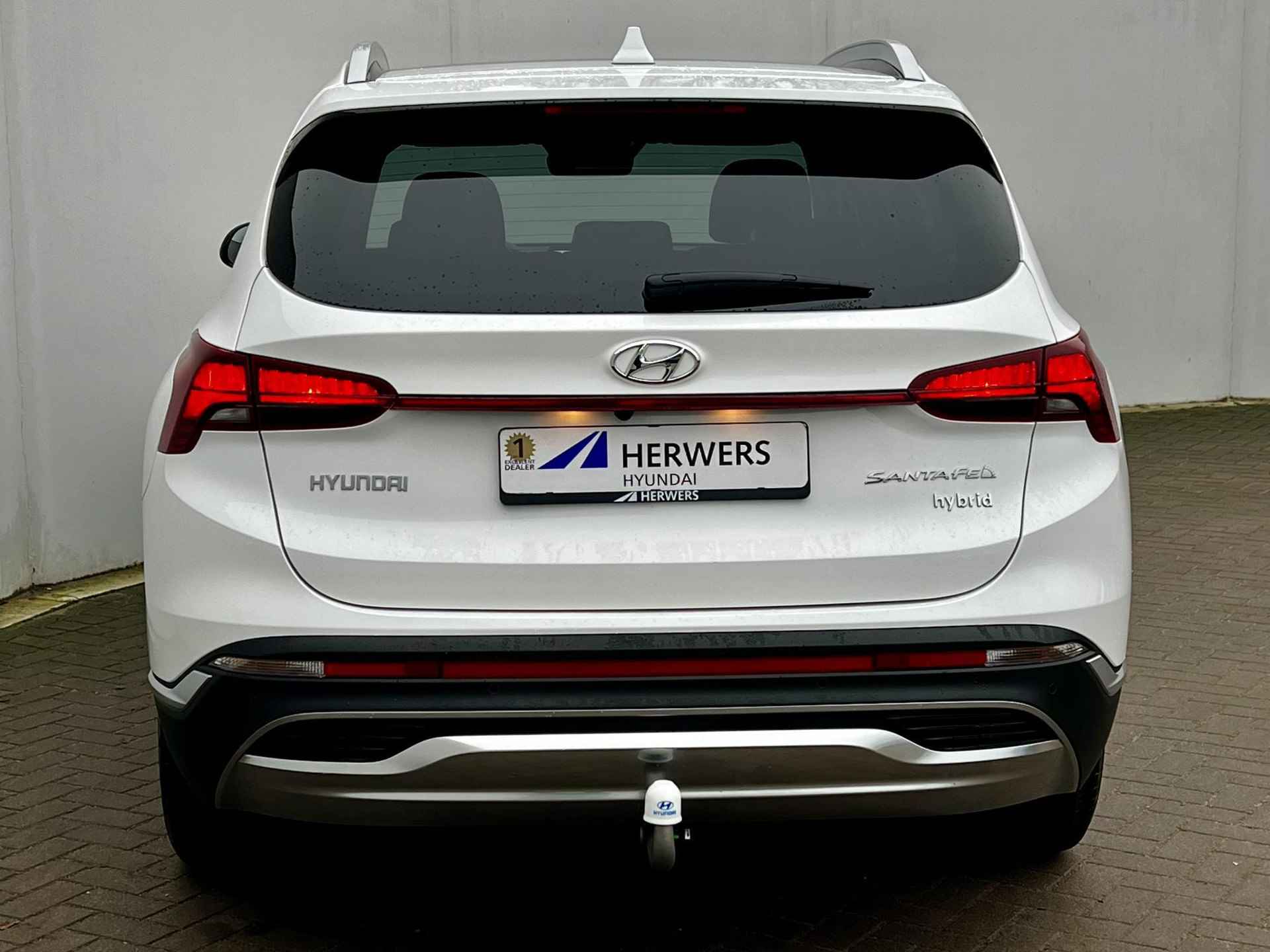 Hyundai Santa Fe 1.6 T-GDI HEV 230pk Comfort Smart Sky / Afneembare trekhaak 1.650 kg / Origineel NL Auto / Dealer onderhouden / 5 zitplaatsen / Navigatie / Apple Carplay Android / - 55/64