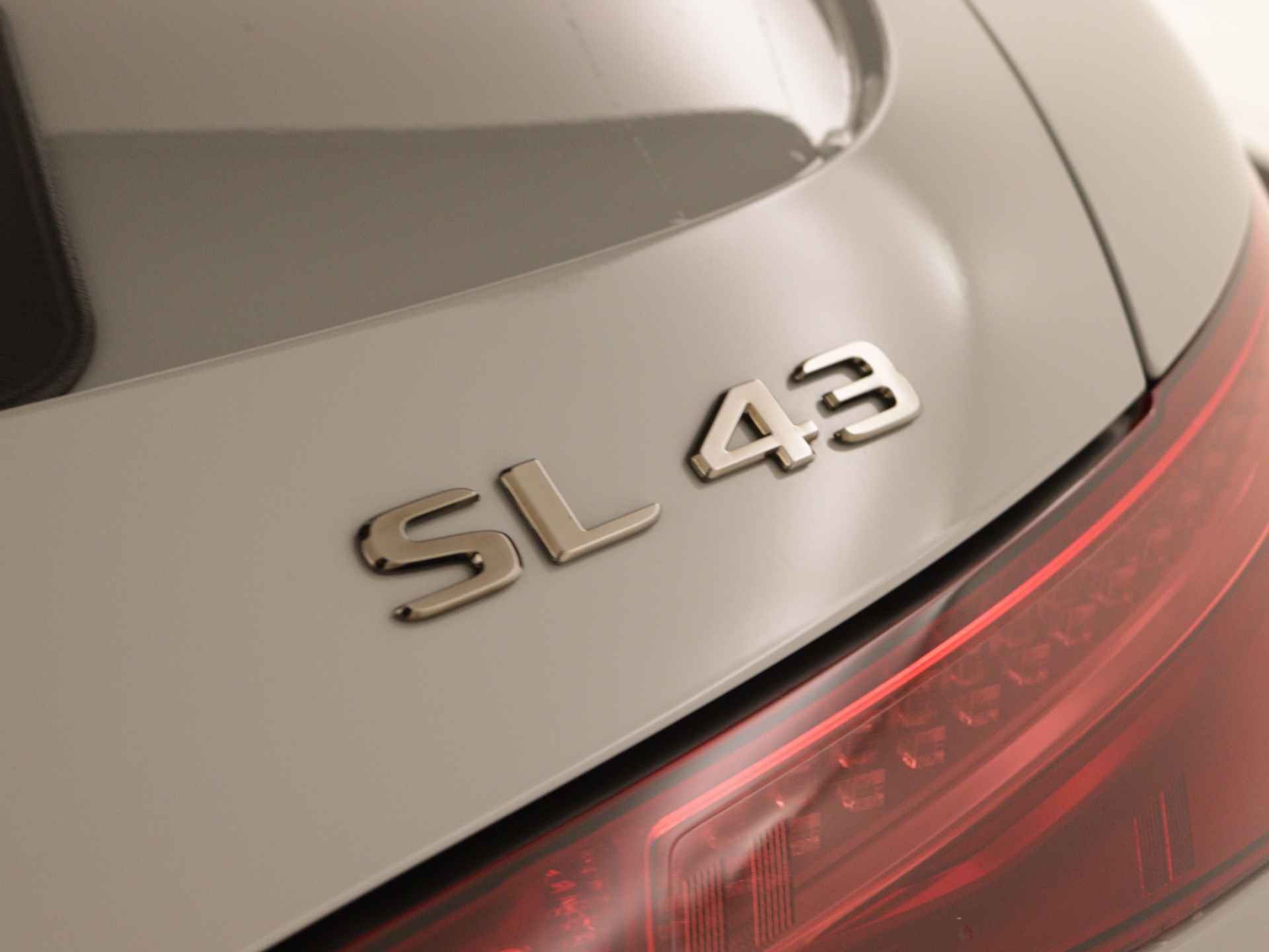 Mercedes-Benz SL-Klasse Roadster 43 AMG | Stoelventilatie/verwarming | Memory seats | 360 ° Camera | Burmester sound | Sfeerverlichting - 40/46