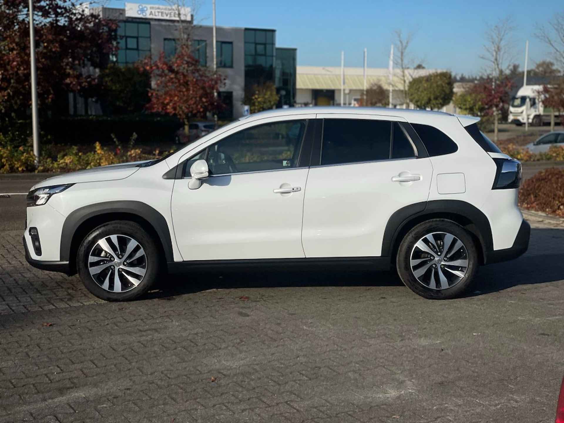 SUZUKI S-cross 1.4 SMART HYBRID STYLE PANORAMA 360 CAMERA - 2/32