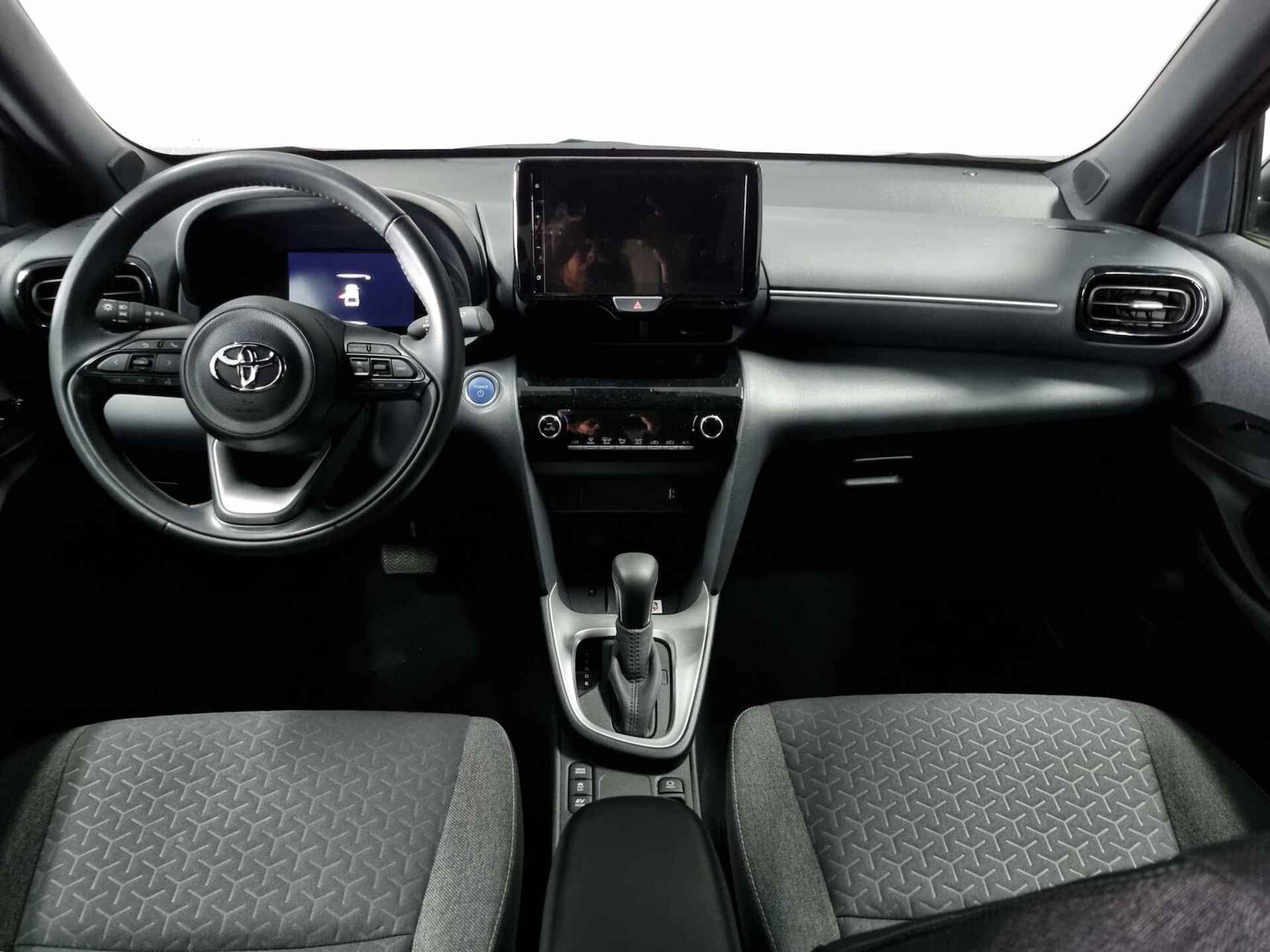 Toyota Yaris Cross 1.5 Hybrid Dynamic / Apple Carplay - Android auto / NAV - 8/58
