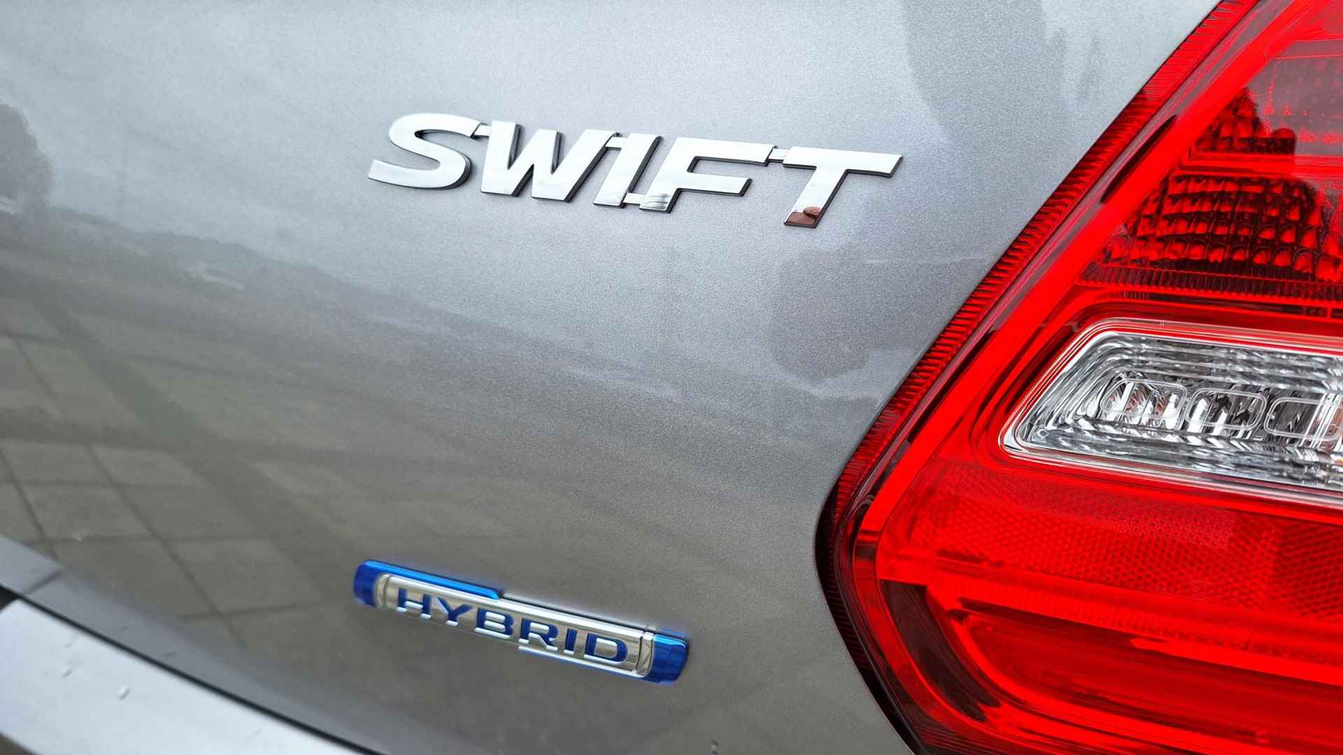 Suzuki Swift 1.2 Style Smart Hybrid Rijklaar Prijs - 5/31