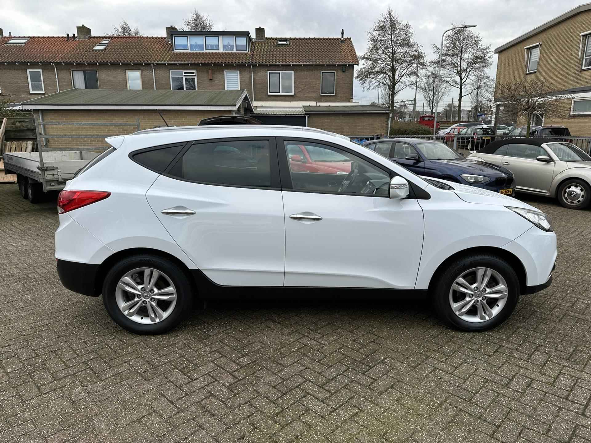 Hyundai Ix35 2.0i Style I Cruise I Clima I Trekhaak I NL-Auto - 4/19