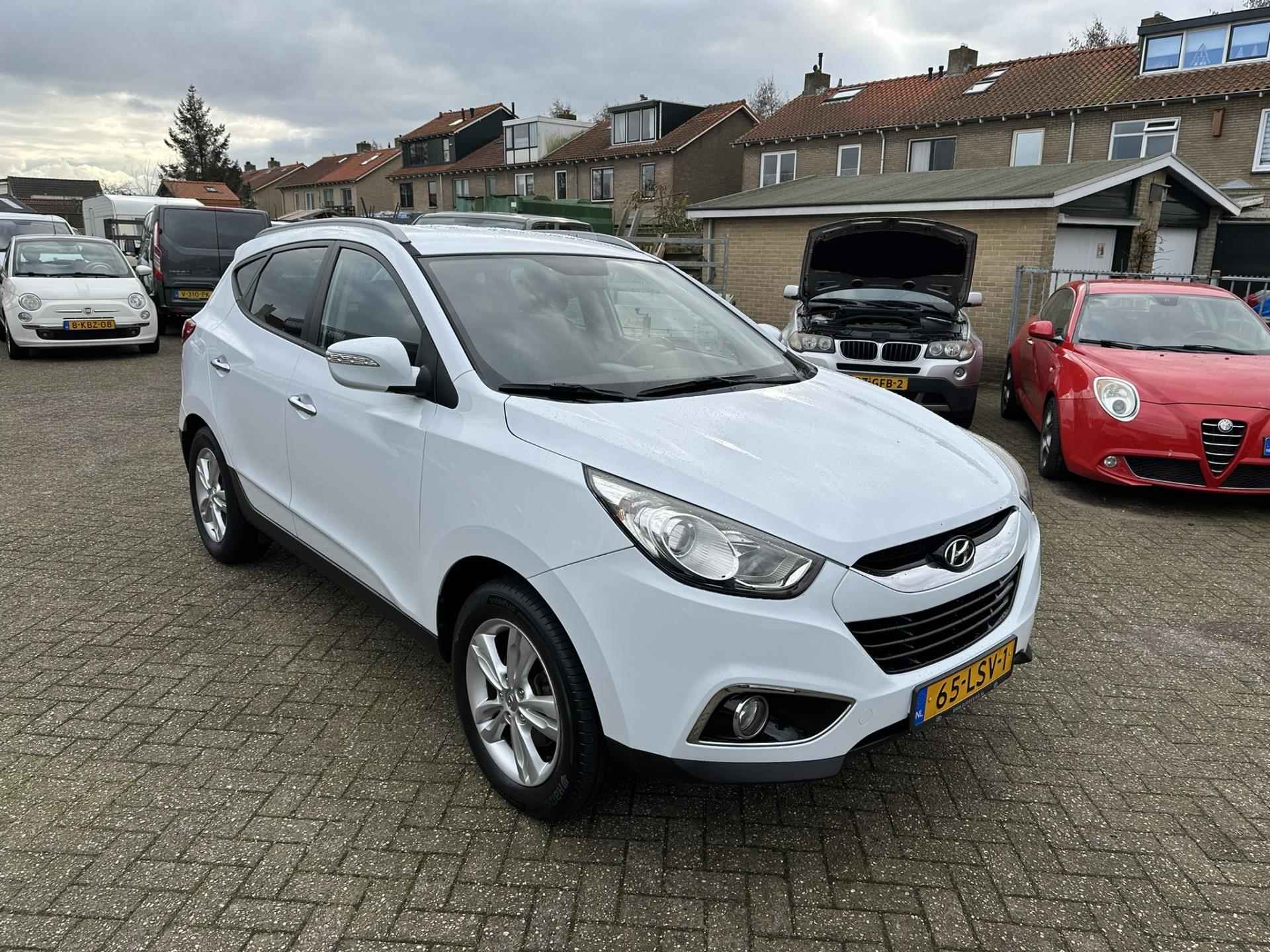 Hyundai Ix35 2.0i Style I Cruise I Clima I Trekhaak I NL-Auto - 12/19