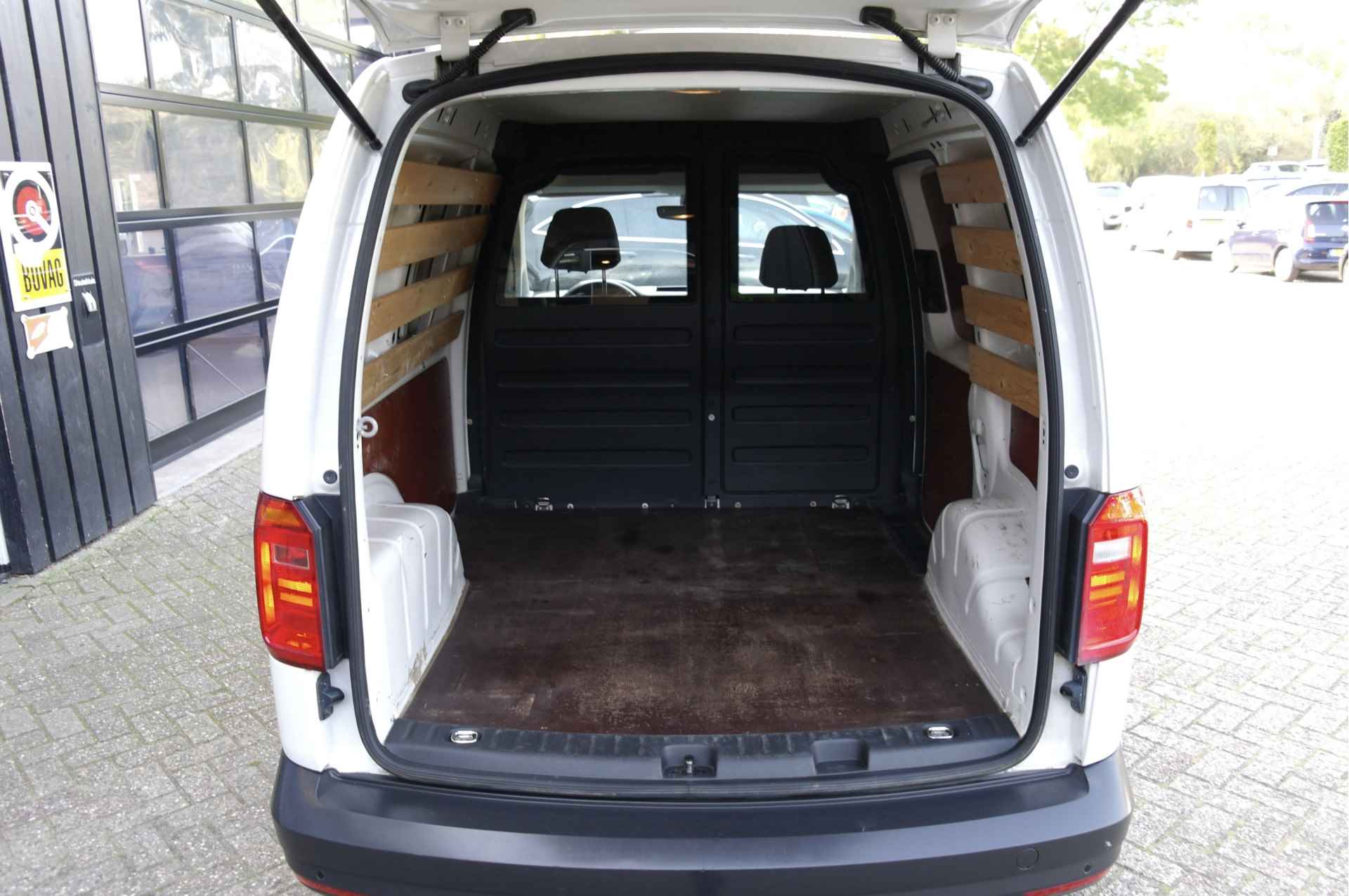 Volkswagen Caddy 1.6 TDI L1H1 Highline MARGE | Cruise | LED | Trekhaak | Stoelverwarming - 27/38